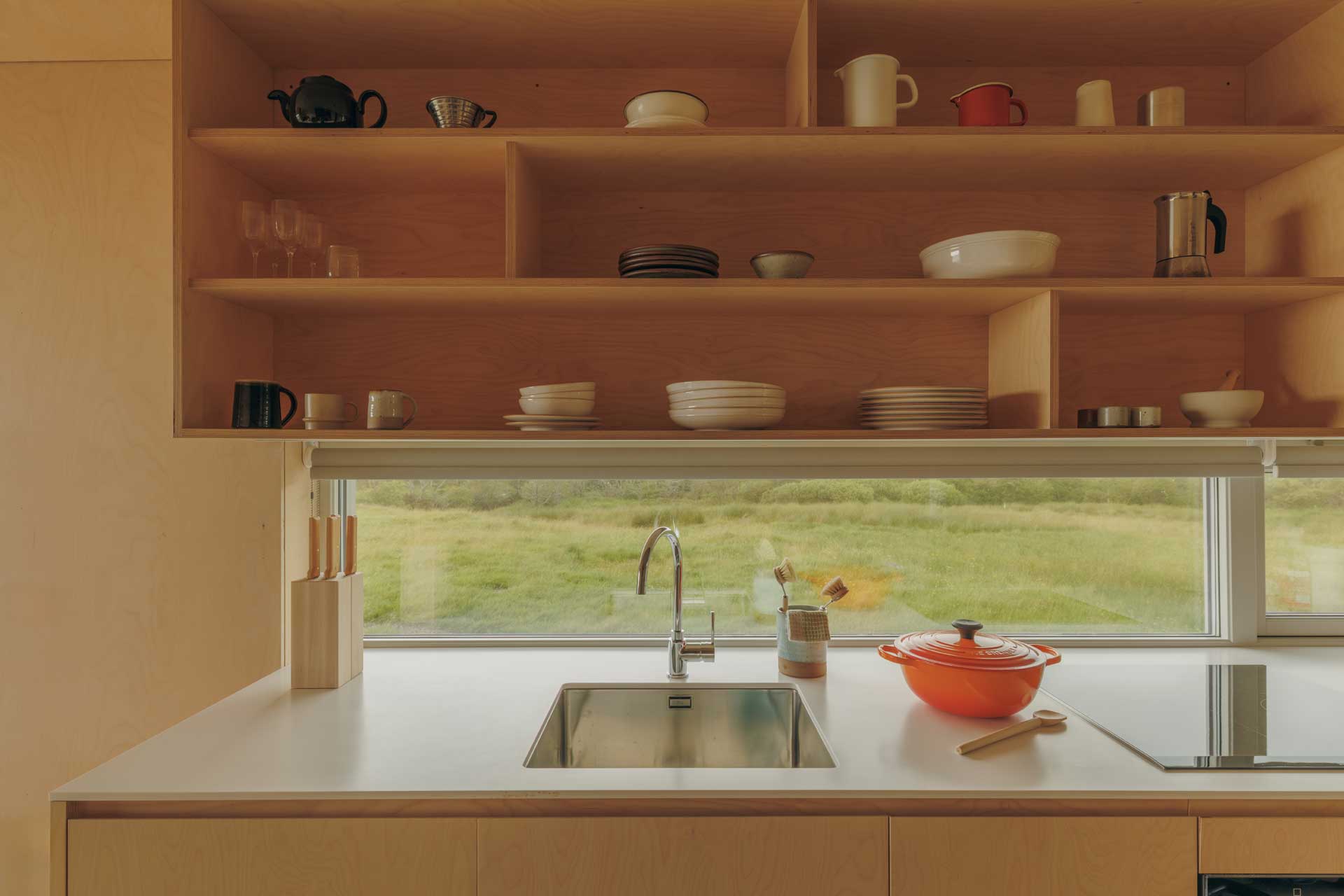 glasan_cabin_scotland-uk_interior-kitchen.jpg