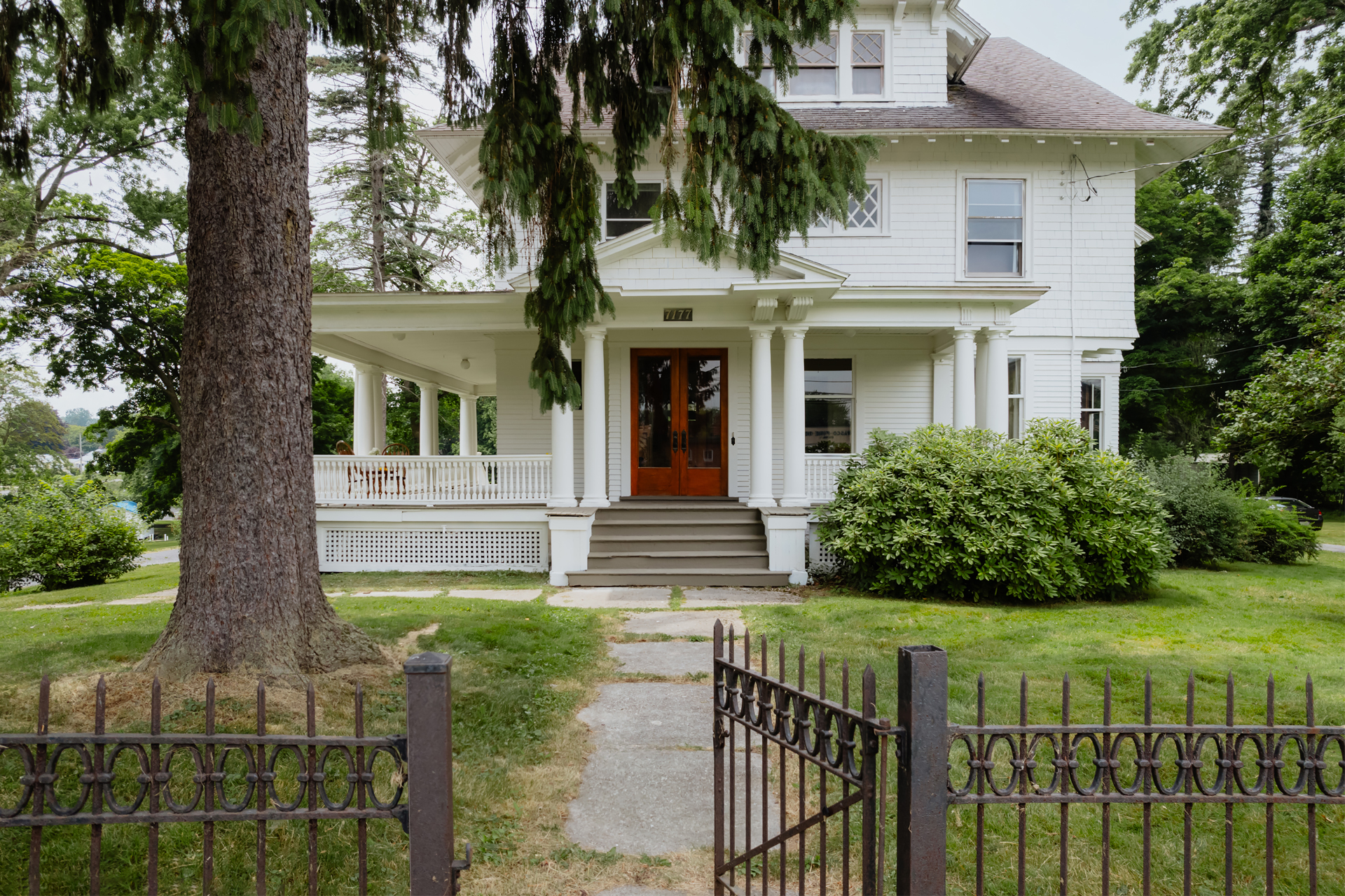 the-pearson-house_house_auburn_new-york_usa_exterior-front.jpg