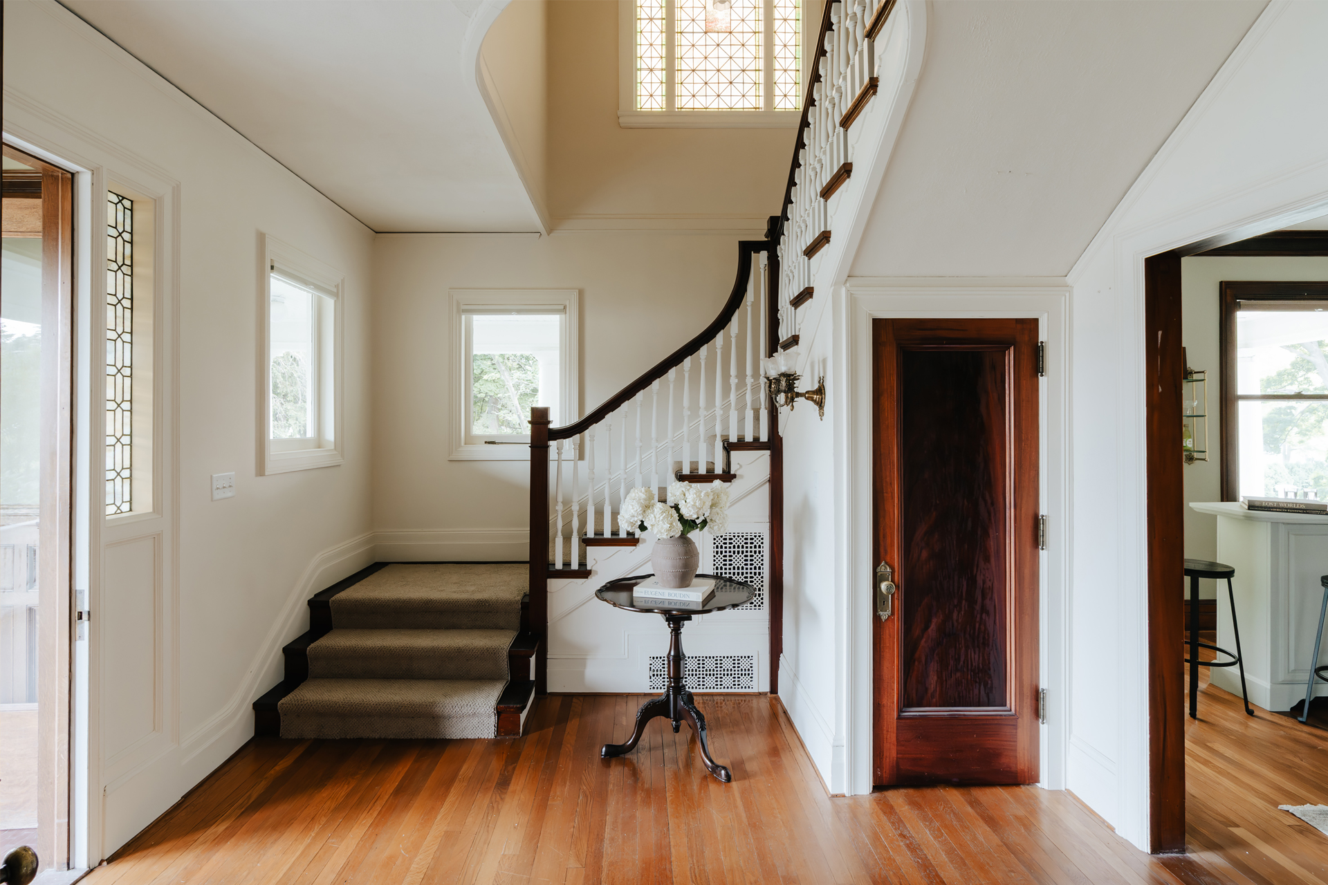 the-pearson-house_house_auburn_new-york_usa_interior-entrance.jpg