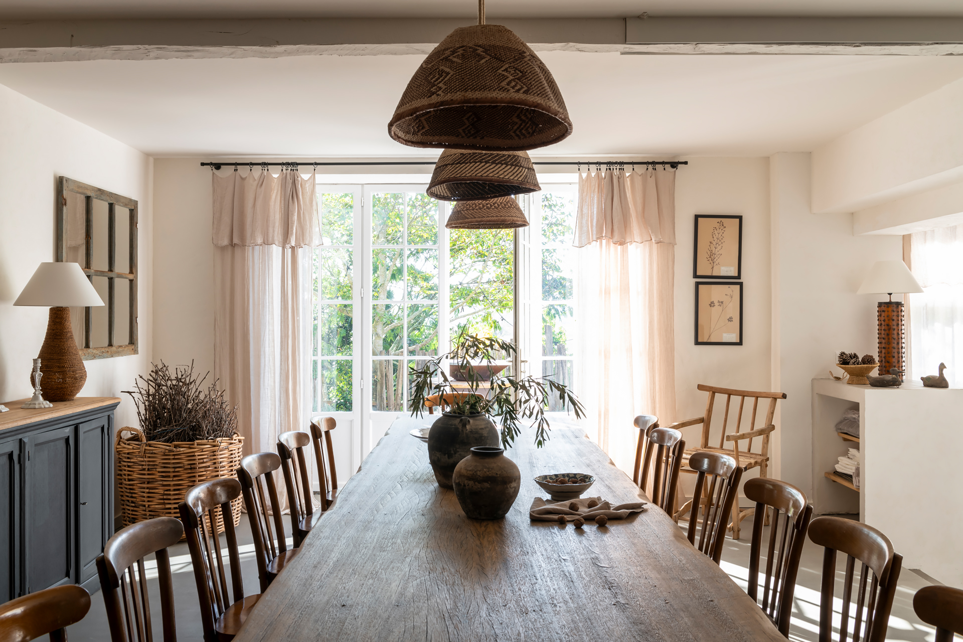 domaine-lermitage_estate_hastingues_france_interior-dining-table.jpg