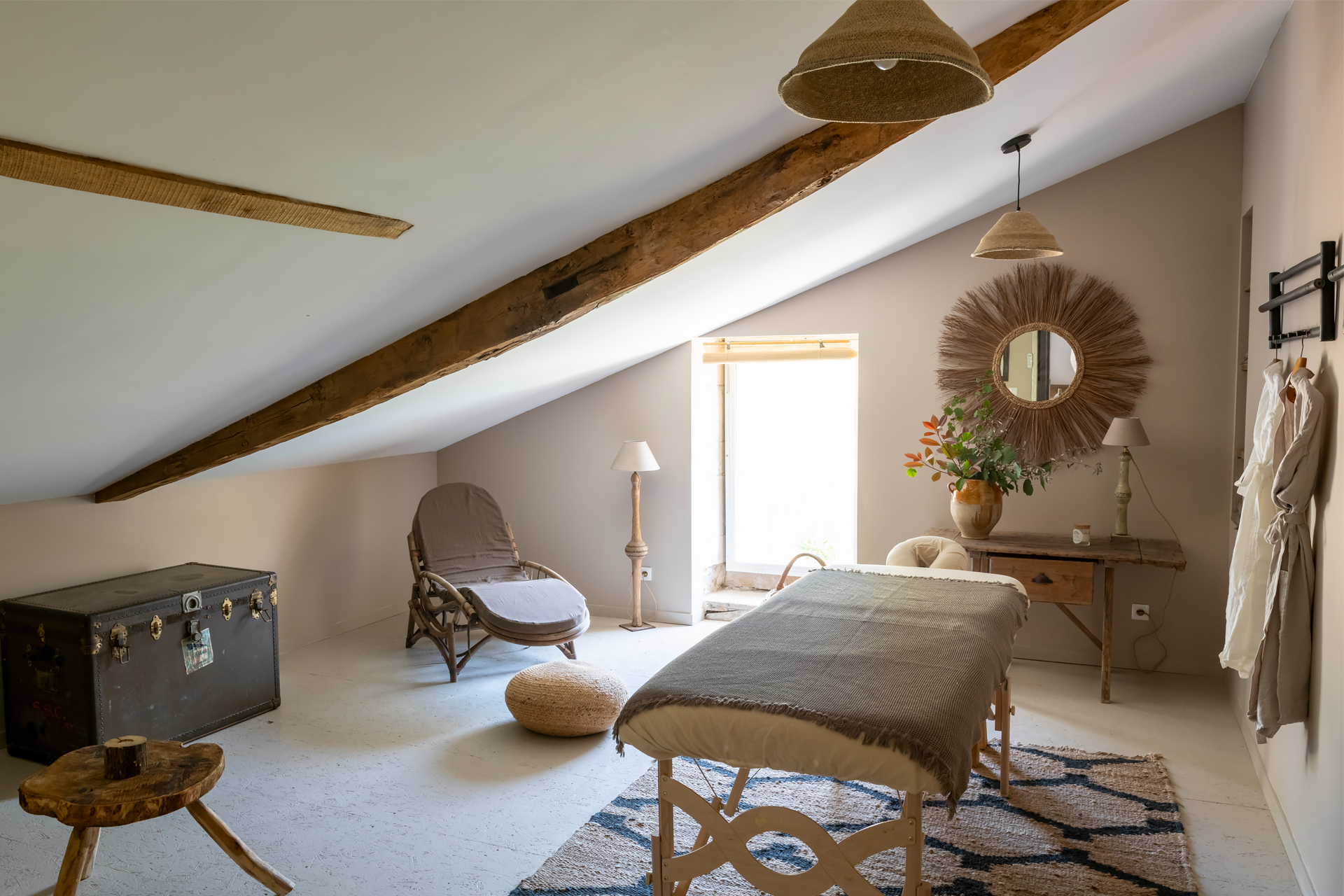 domaine-lermitage_estate_hastingues_france_interior-massage-room.jpg