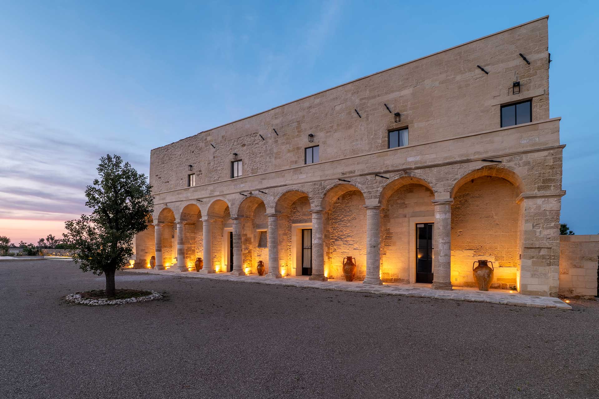 masseria-dei-gesuiti_villa_puglia-italy_exterior-sunset.jpg