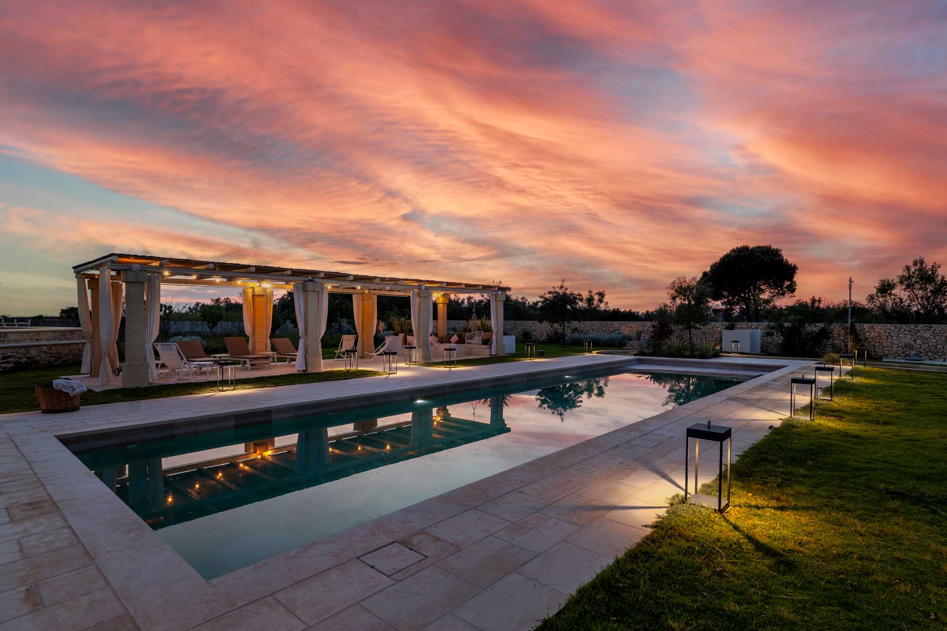 masseria-dei-gesuiti_villa_puglia-italy_exterior-sunset-pool.jpg