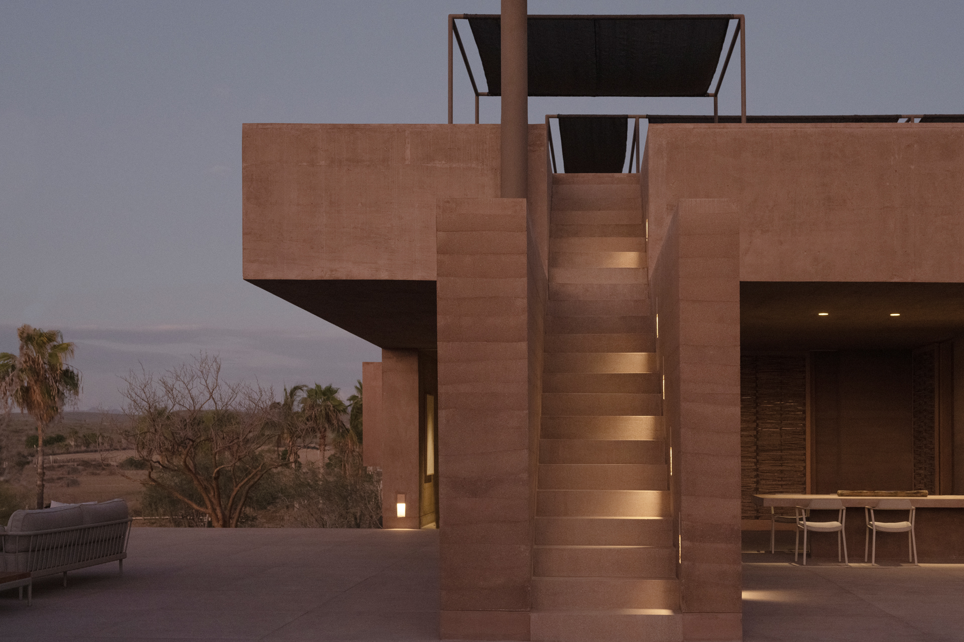 pacífico-norte_house_todos-santos_mexico_exterior-stairs-evening.jpg
