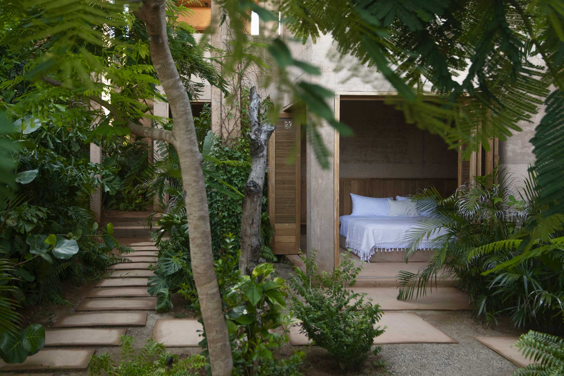 casa-naya_villa_oaxaca-mexico_interior-bedroom.jpg