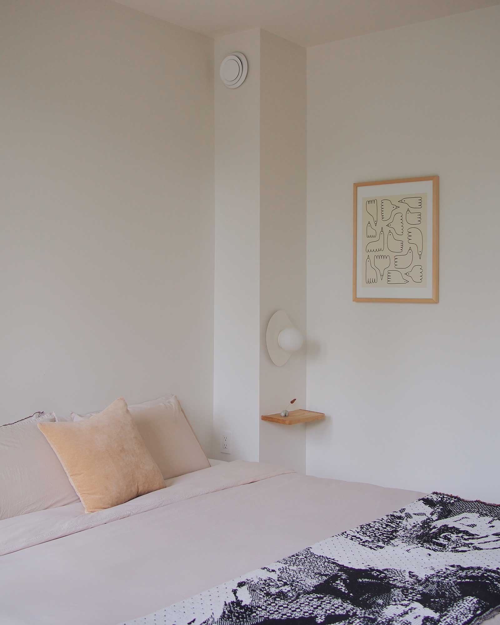 plateau-rowhouse_townhouse_montreal-quebec-canada_interior-bedroom-design.jpg