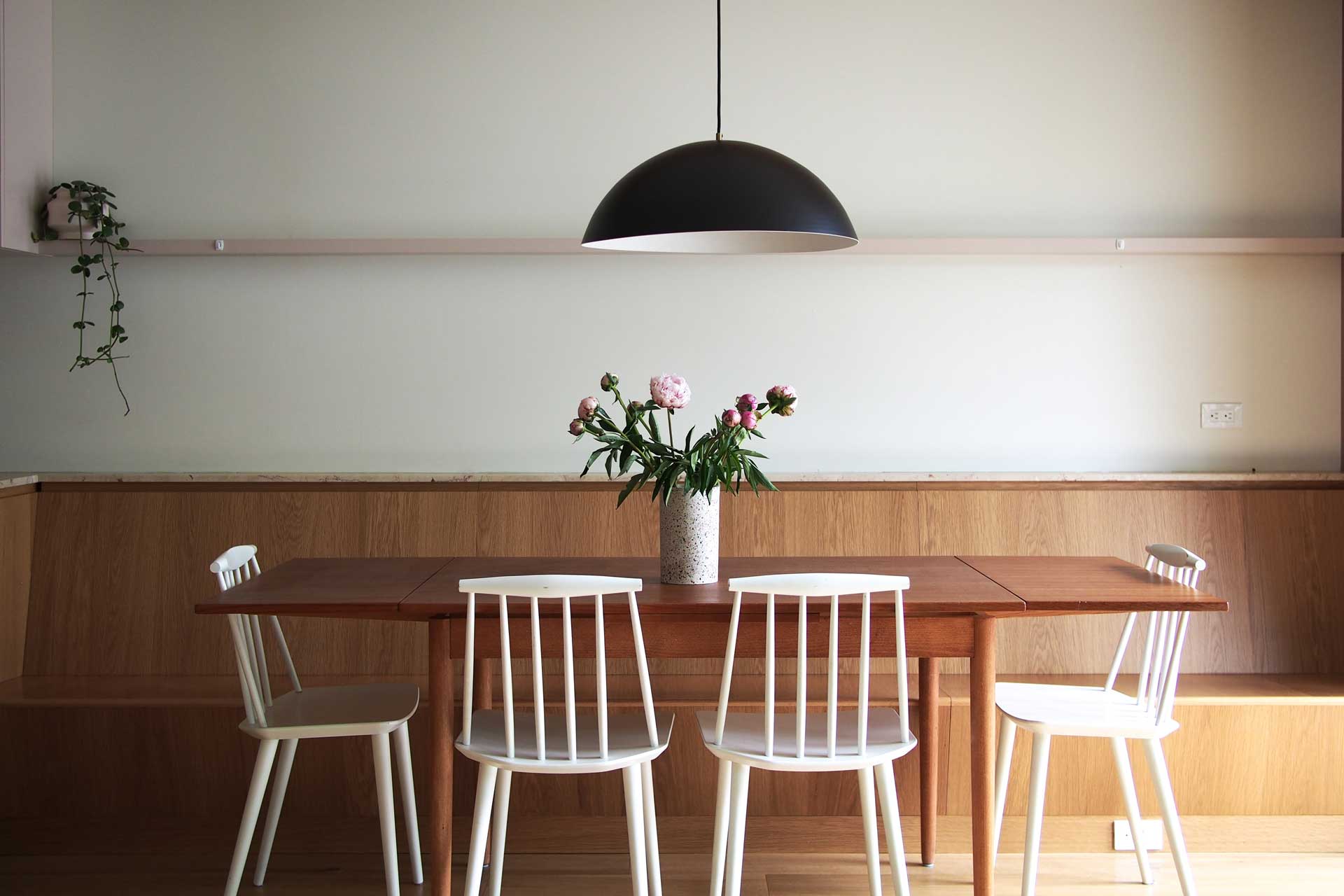 plateau-rowhouse_townhouse_montreal-quebec-canada_interior-table.jpg