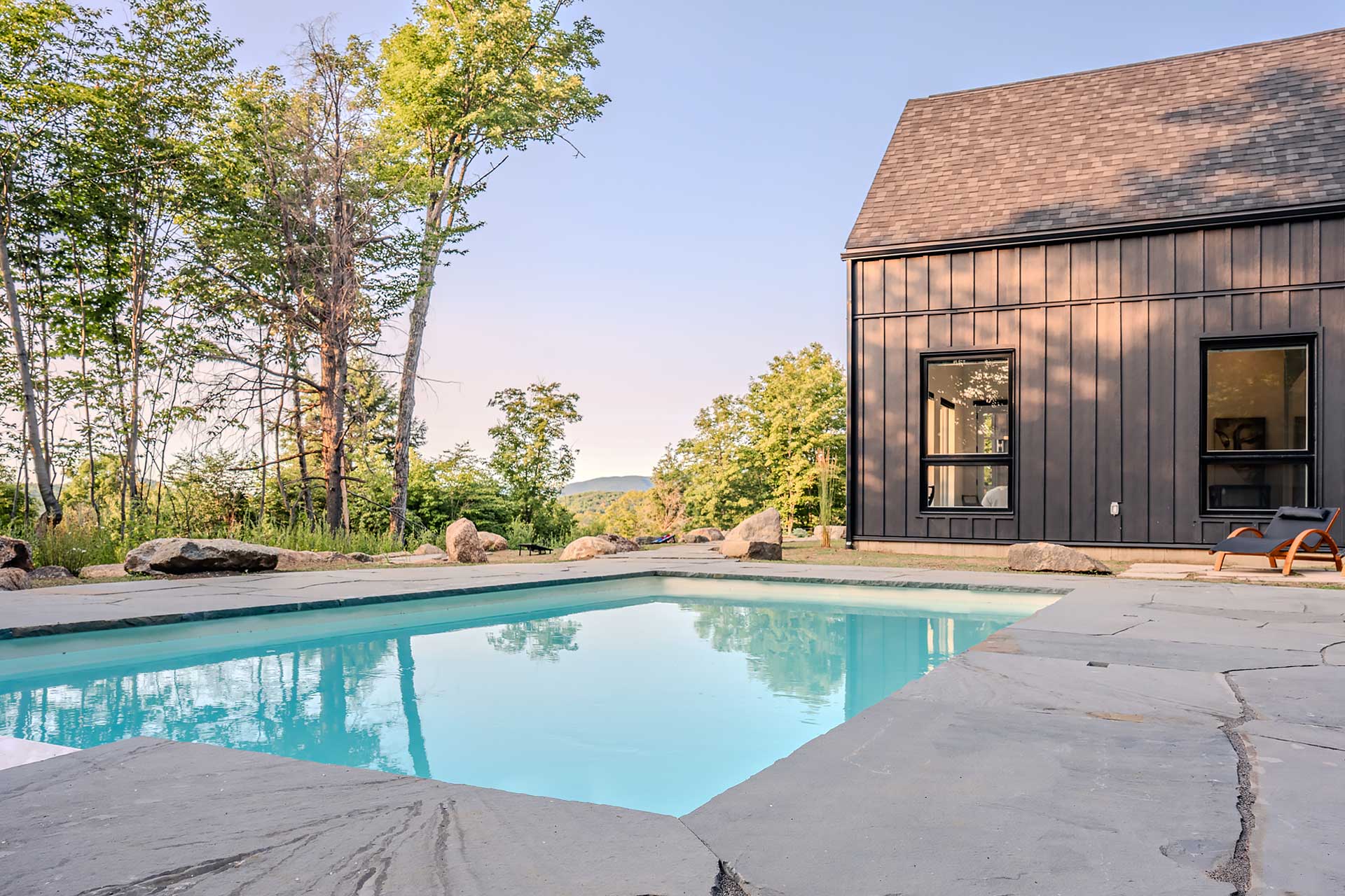 alpine-reverie-by-boutique_house_quebec-canada_exterior-pool-design.jpg