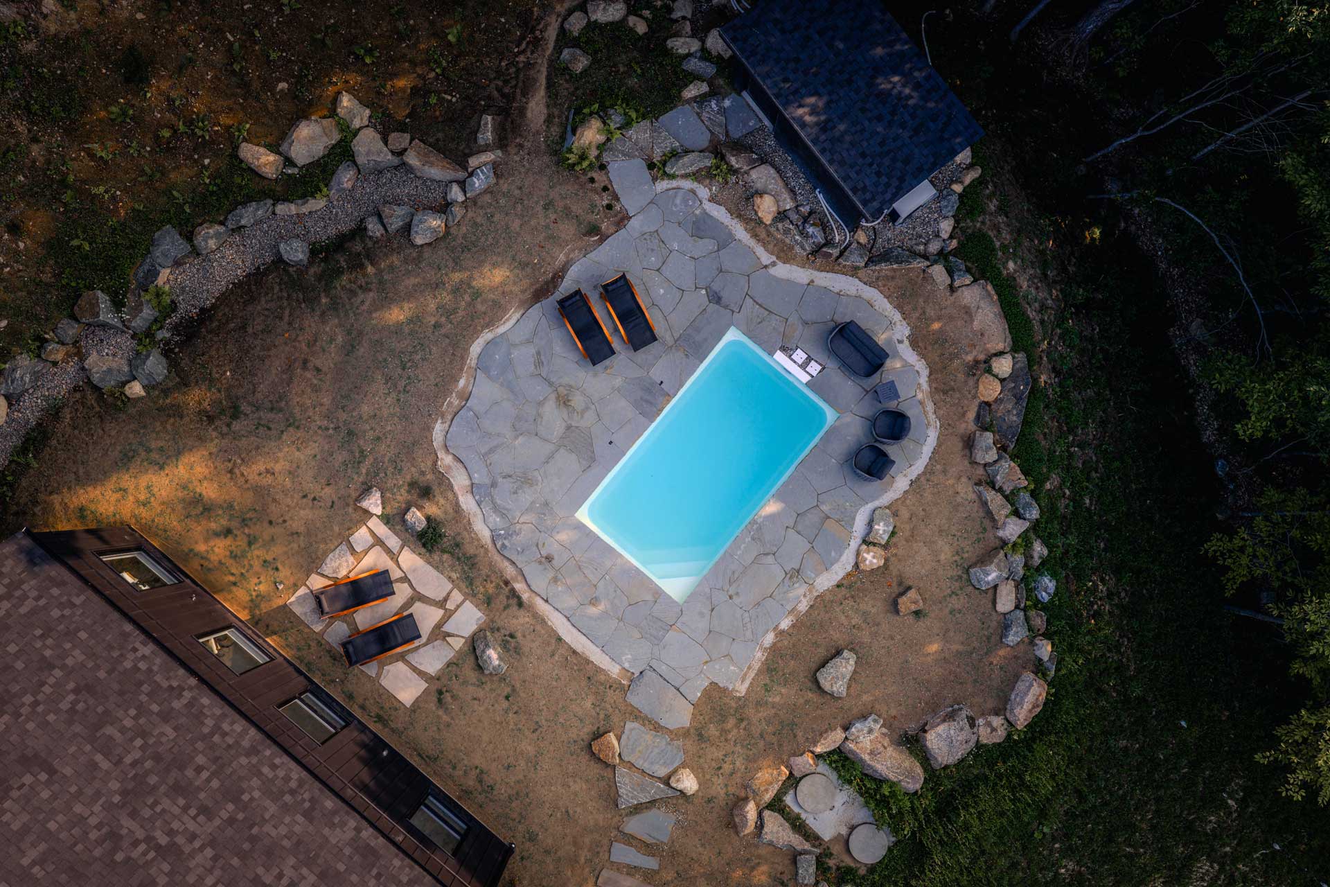 alpine-reverie-by-boutique_house_quebec-canada_exterior-summer-pool.jpg