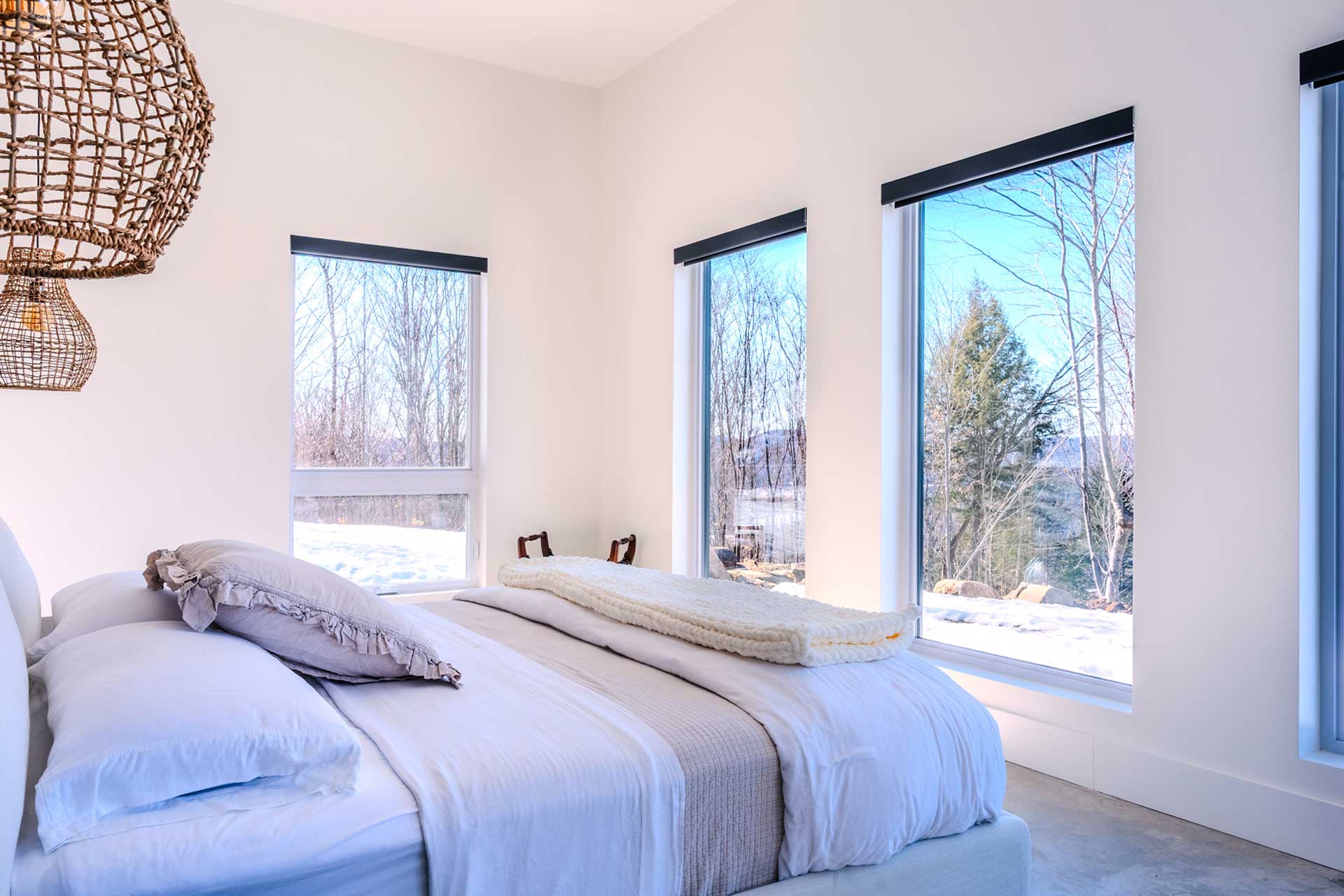alpine-reverie-by-boutique_house_quebec-canada_interior-bedroom-window.jpg