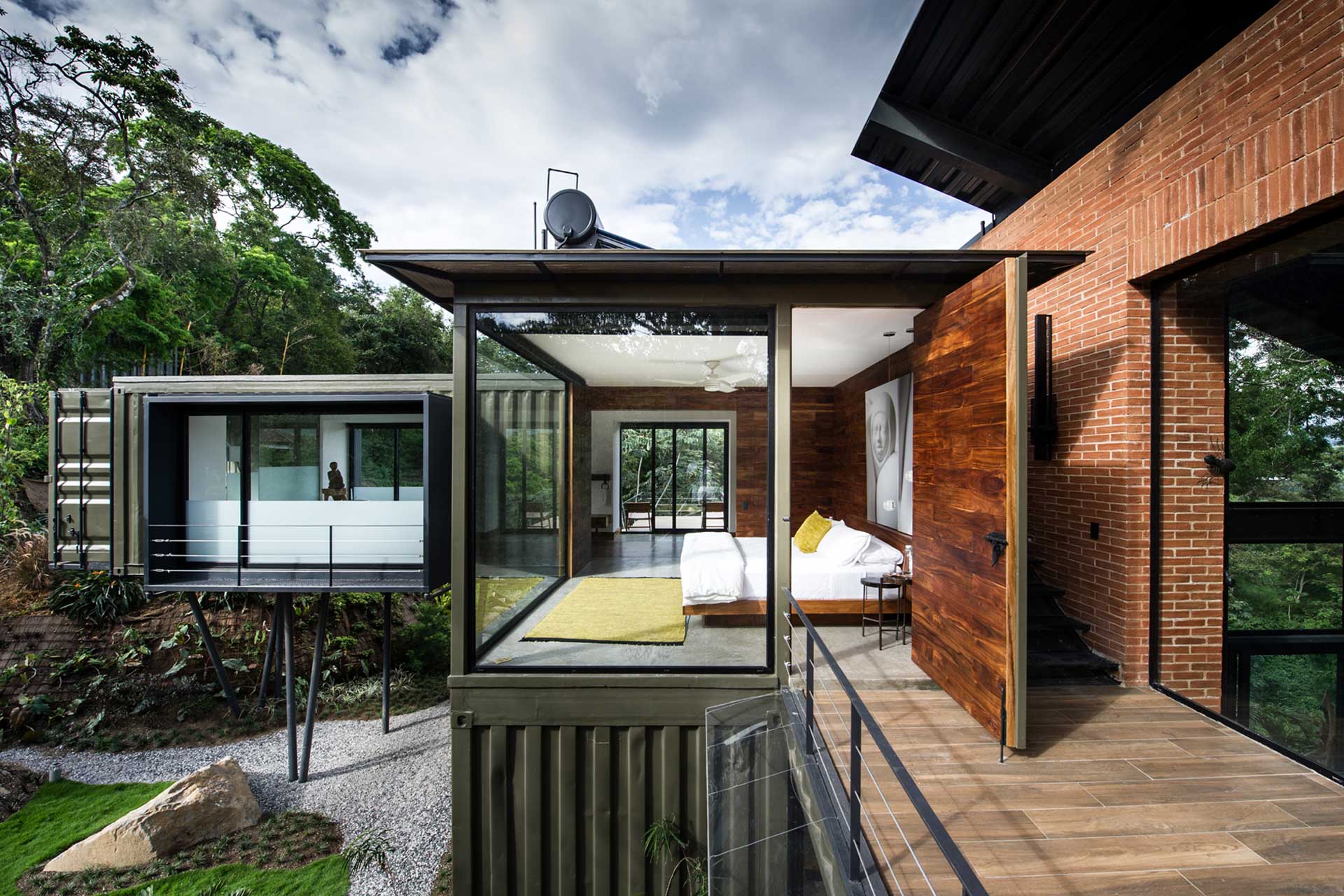 casa-ecco_house_antigua-guatemala_exterior.jpg