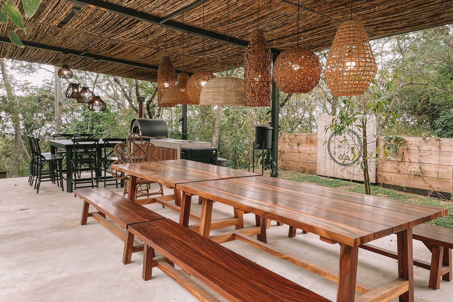 casa-ecco_house_antigua-guatemala_exterior-tables.jpg