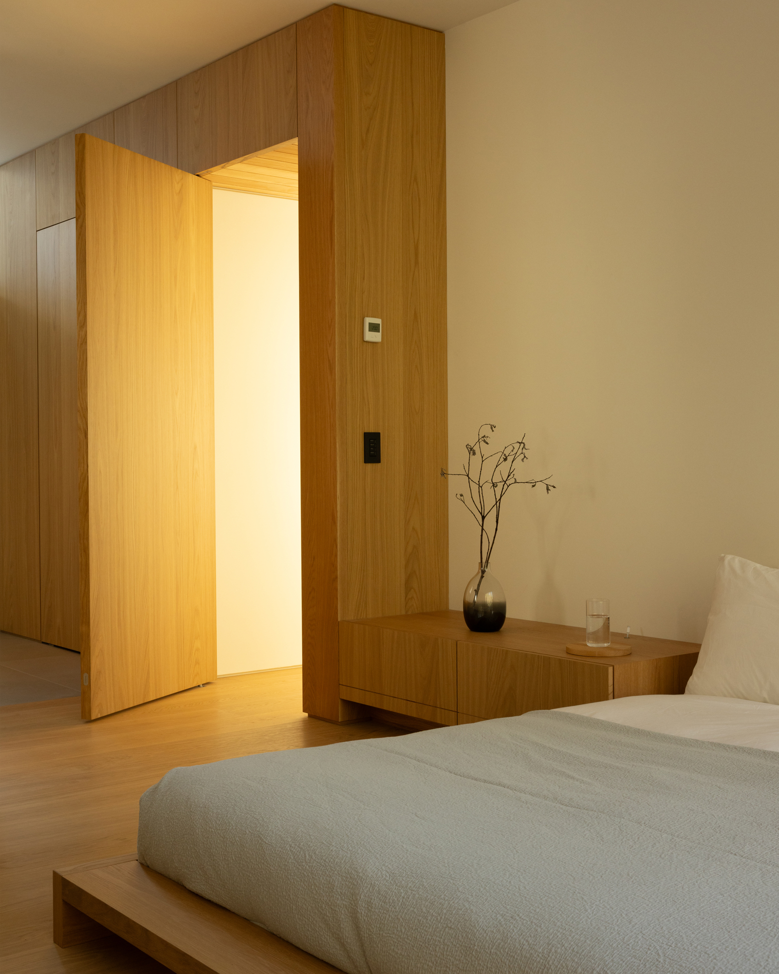 the-wedge_chalet_Whistler_canada_interior-bedroom-door.jpg
