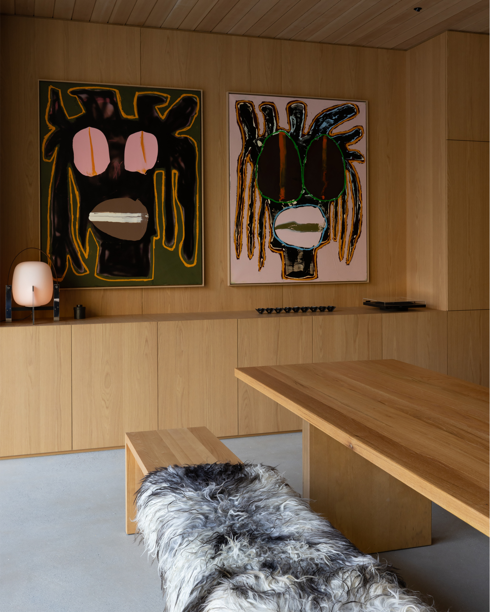 the-wedge_chalet_Whistler_canada_interior-dining-art.jpg