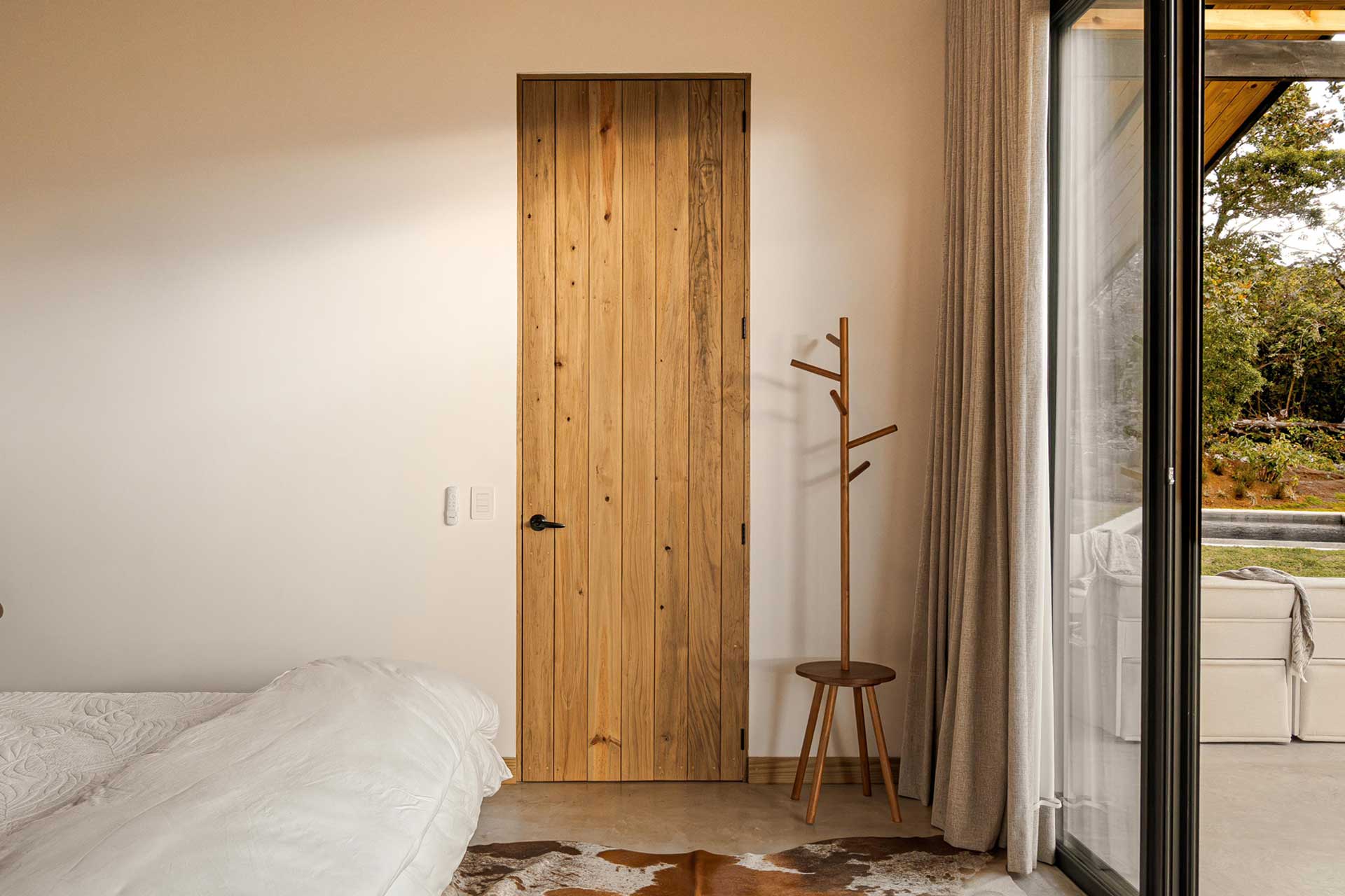 casita-ser_house_alotenango-guatemala_interior-bedroom-detail.jpg