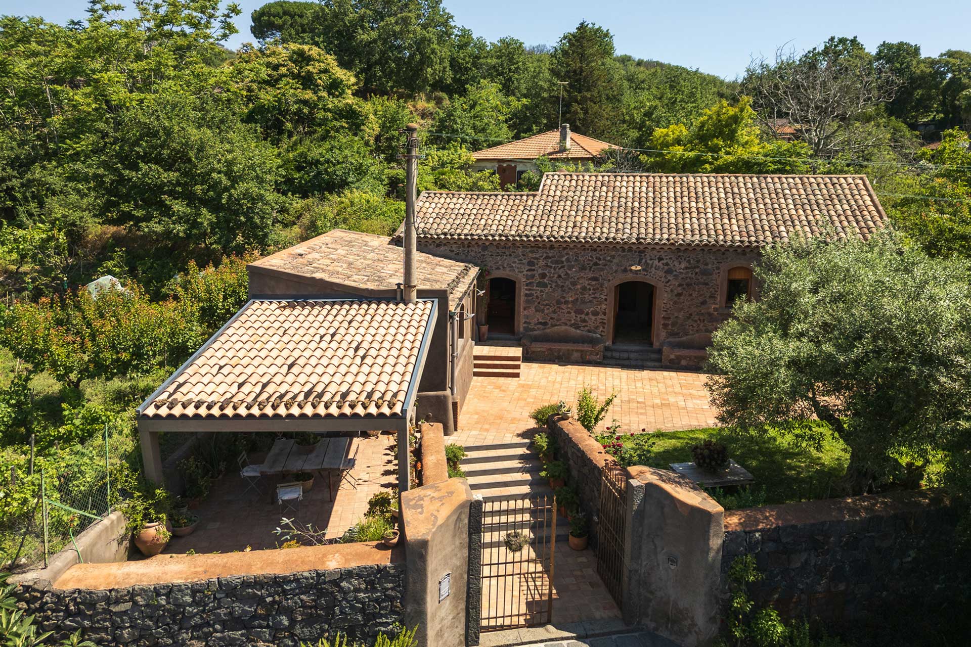 casa-varanni_house_sicily-italy_exterior.jpg