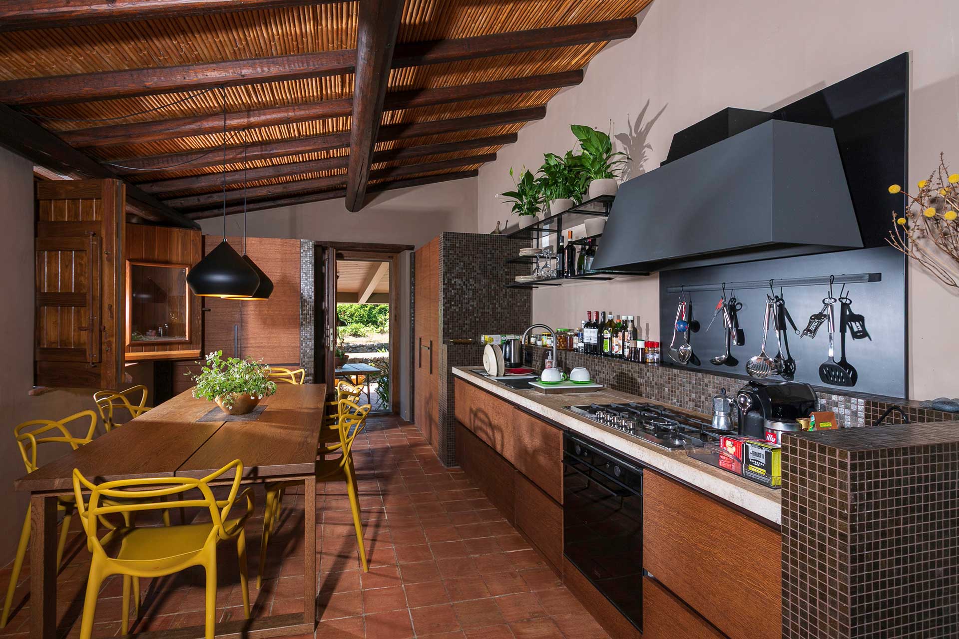 casa-varanni_house_sicily-italy_interior.jpg