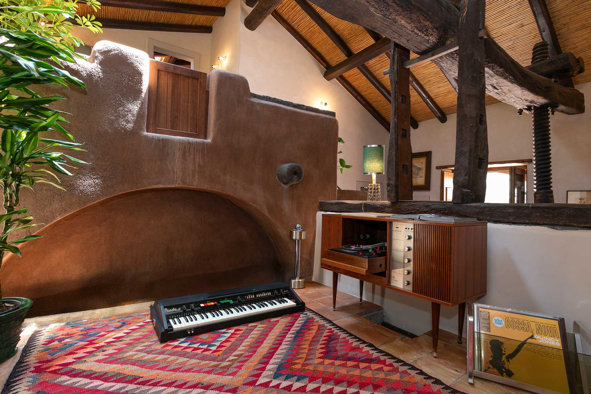casa-varanni_house_sicily-italy_interior-space.jpg