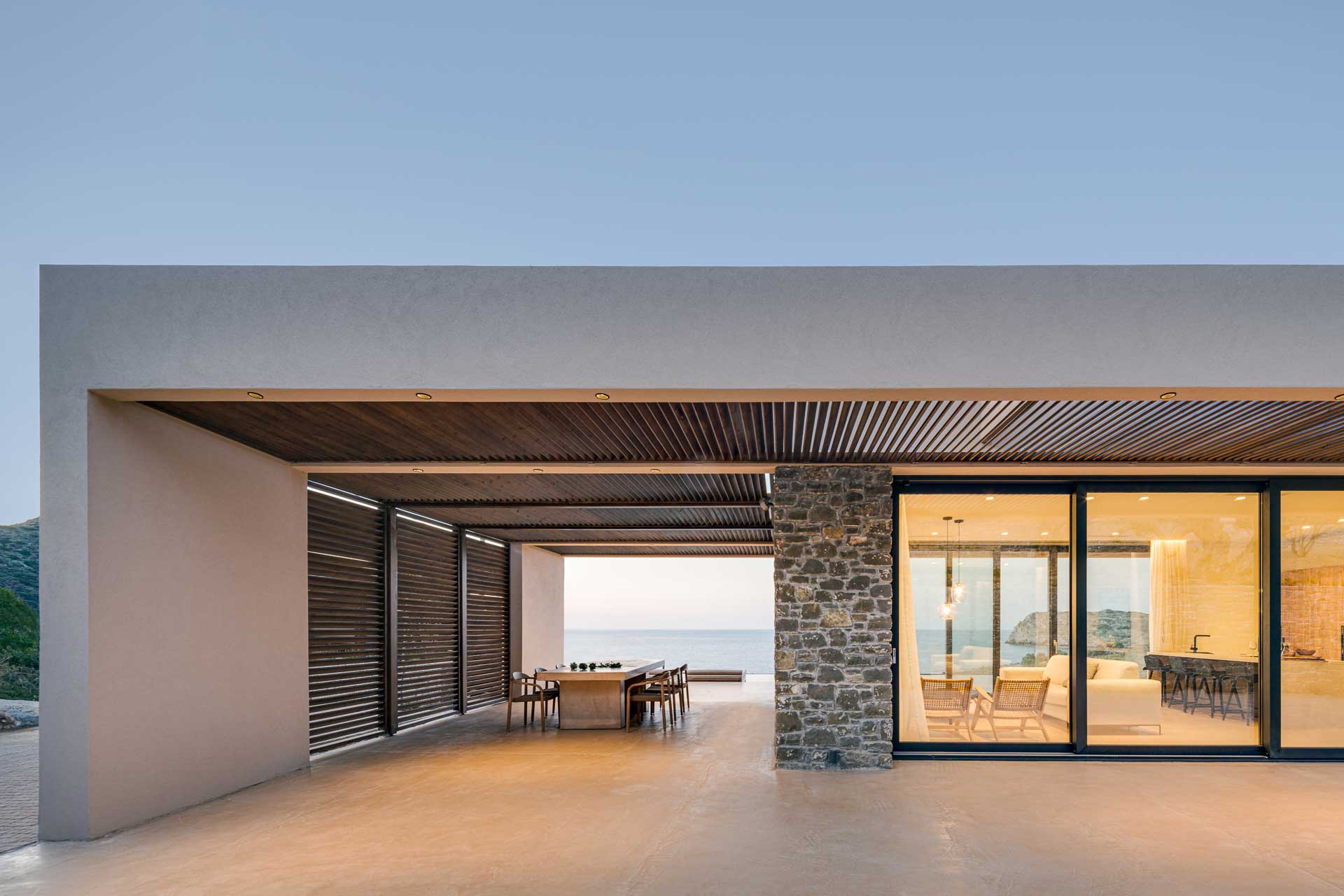 nuez-villas-ground-level-villa_villa_crete-greece_exterior-night.jpg