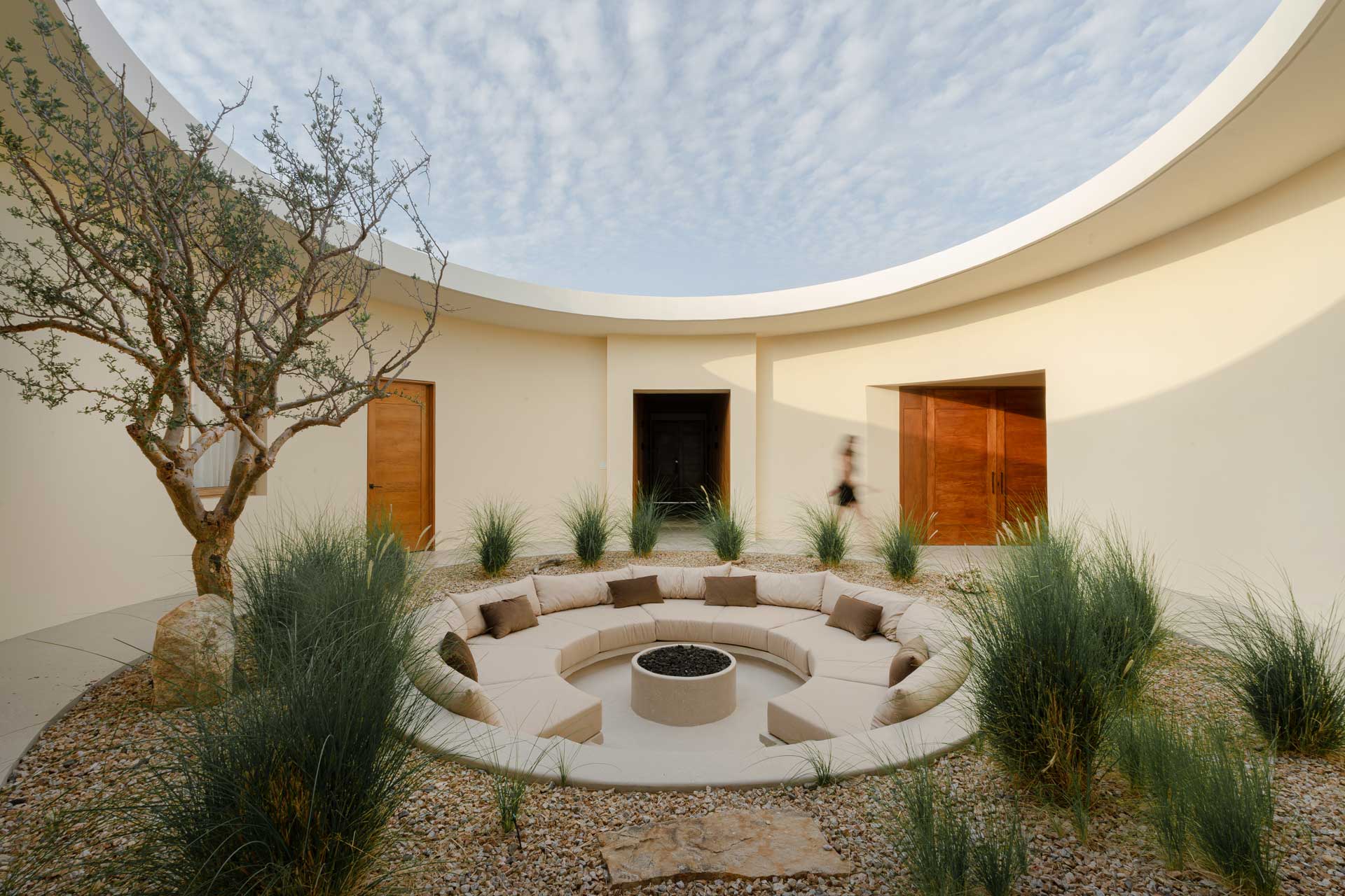 casa-suna-los-cabos_villa_los-cabos-baja-california-mexico_exterior-seating.jpg