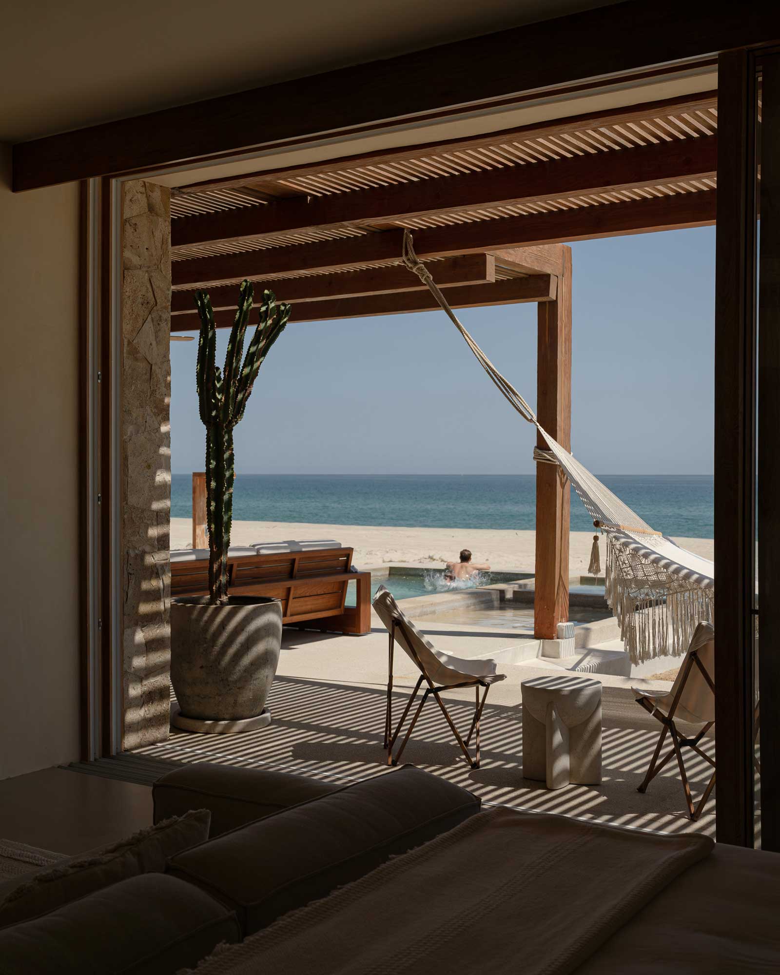 casa-suna-los-cabos_villa_los-cabos-baja-california-mexico_interior-view-room.jpg