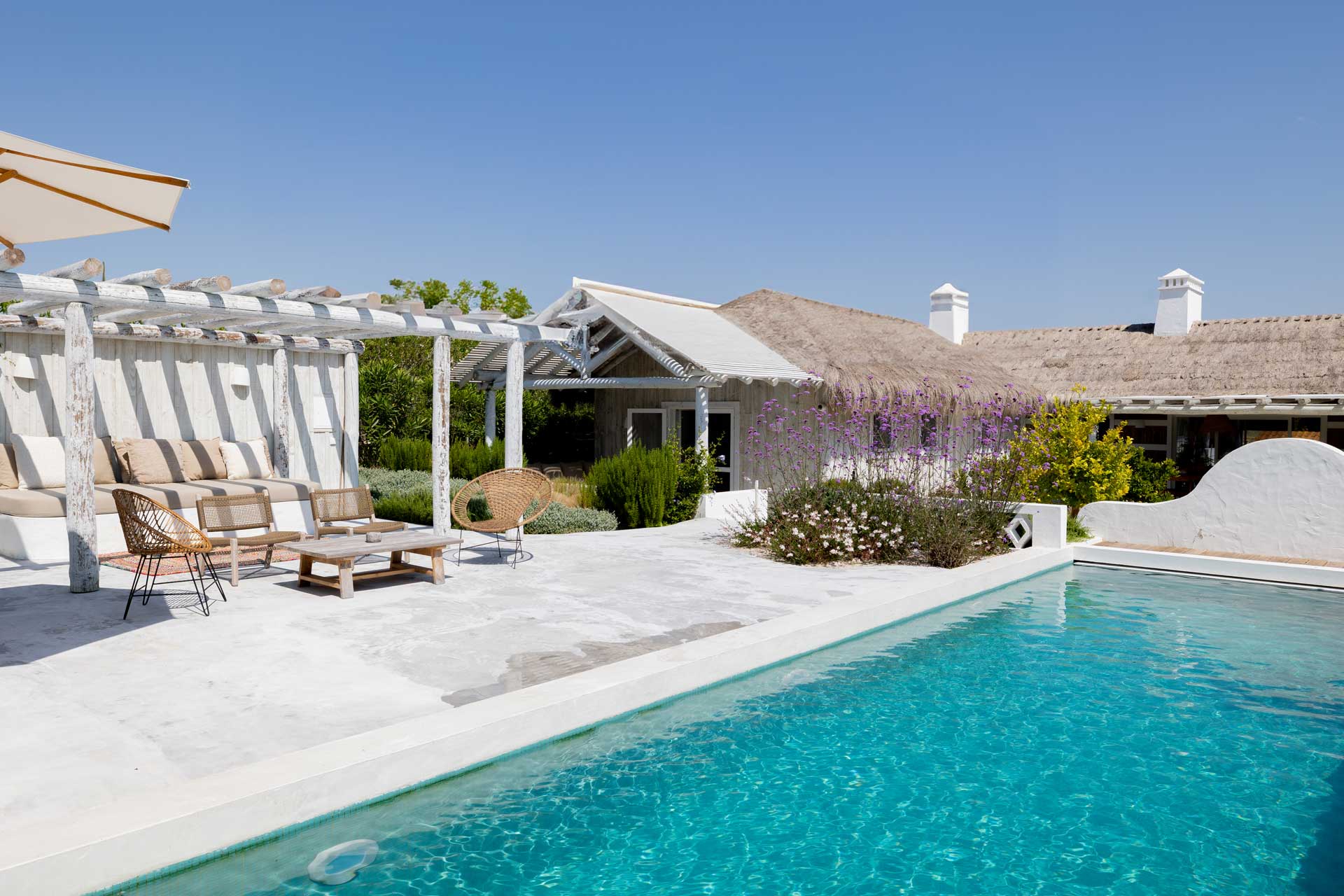 casa-celeste_villa_comporta-portugal_exterior-pool-terrace.jpg