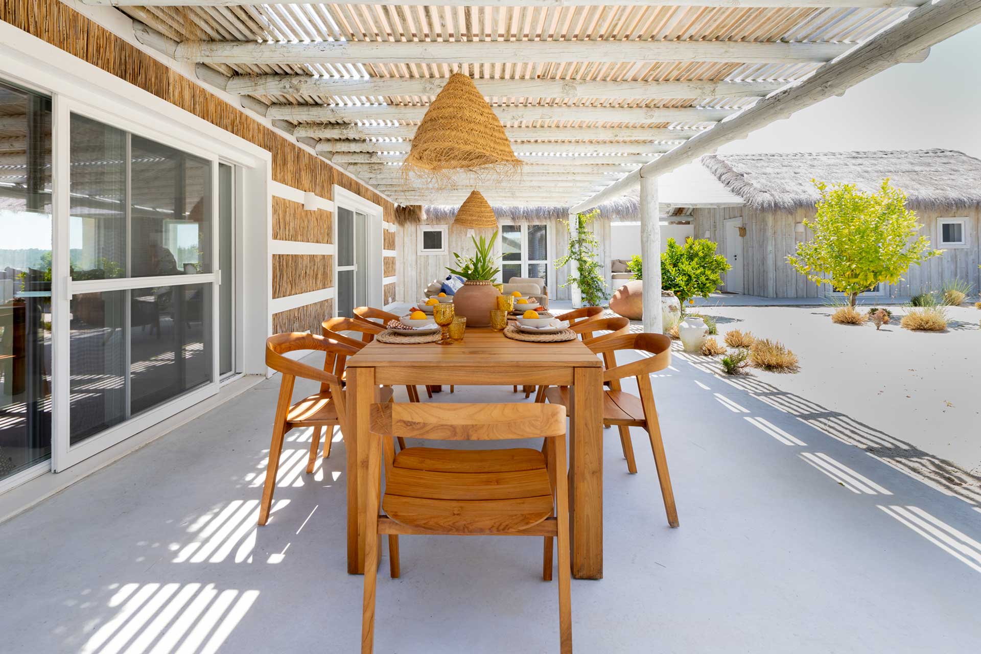 casa-celeste_villa_comporta-portugal_exterior-table-design.jpg