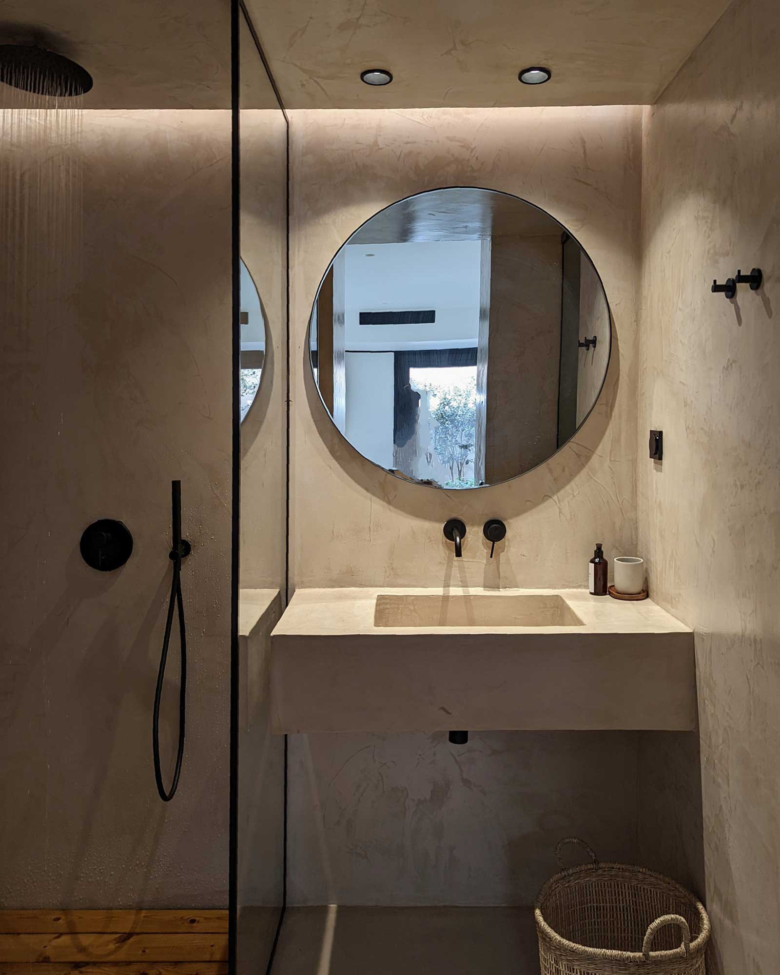 villa-nuez_villa_crete-greece_interior-bathroom.jpg