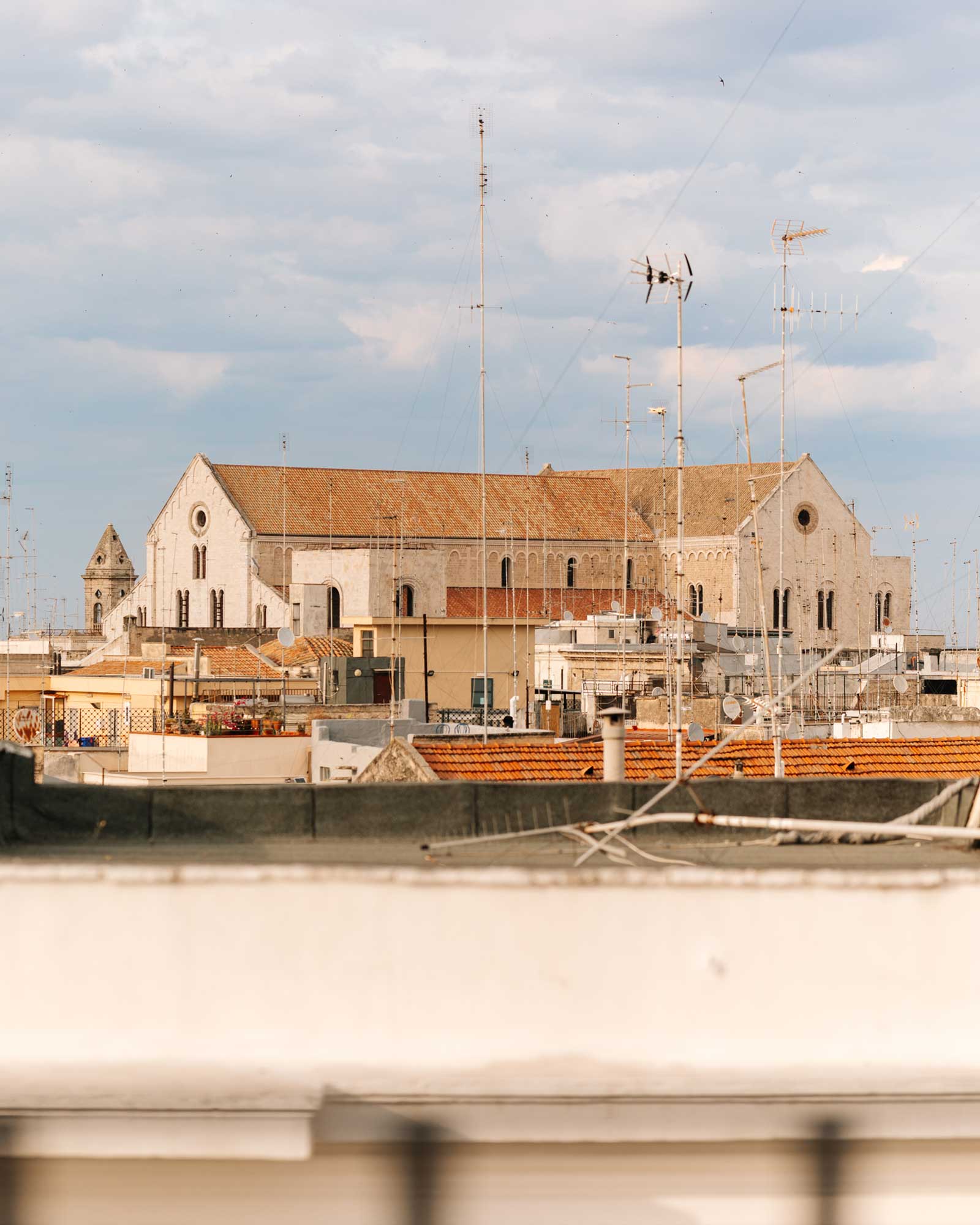 palazzina-gentile_guesthouse_puglia-italy_exterior-view-town.jpg
