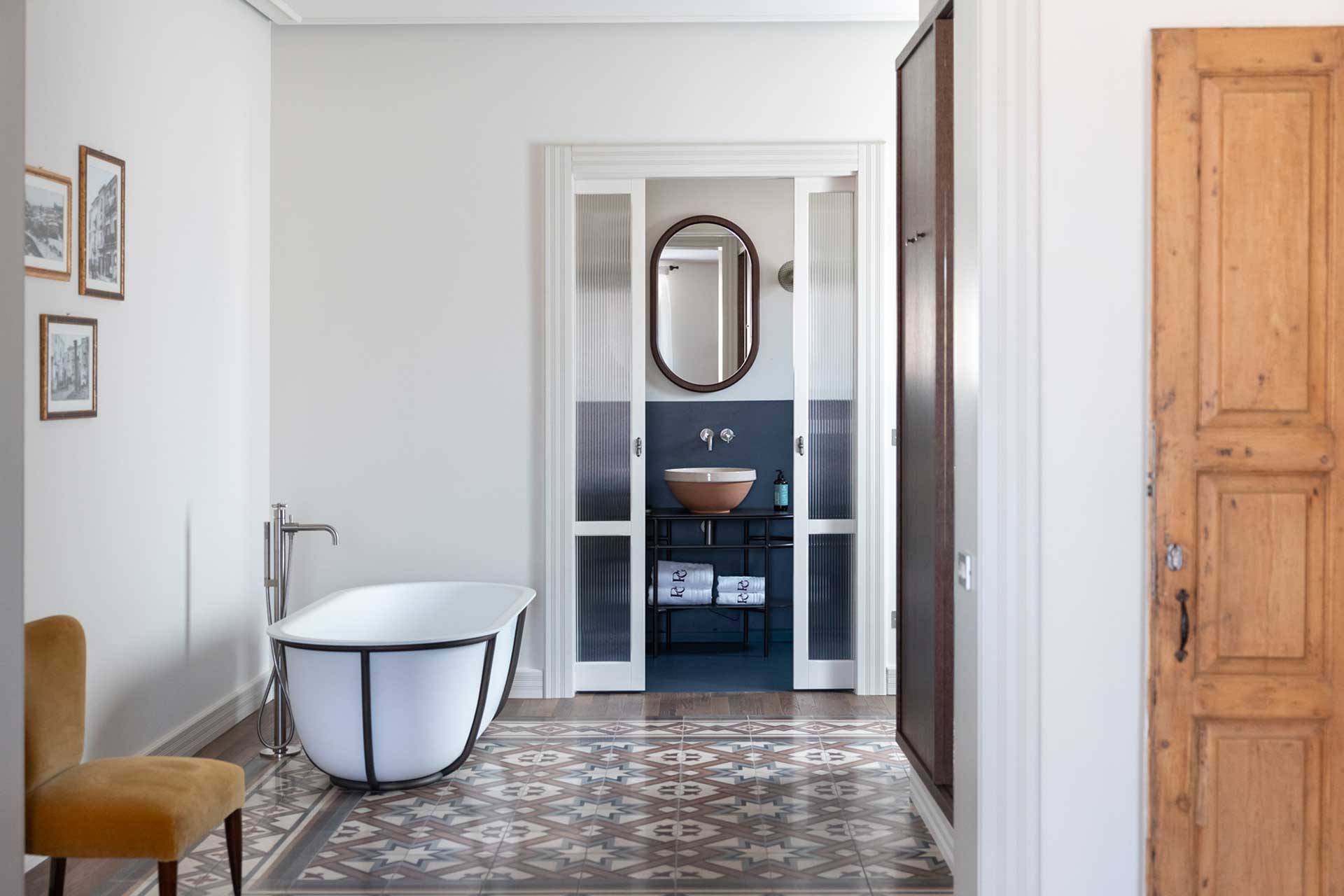 palazzina-gentile_guesthouse_puglia-italy_interior-bathroom-design.jpg