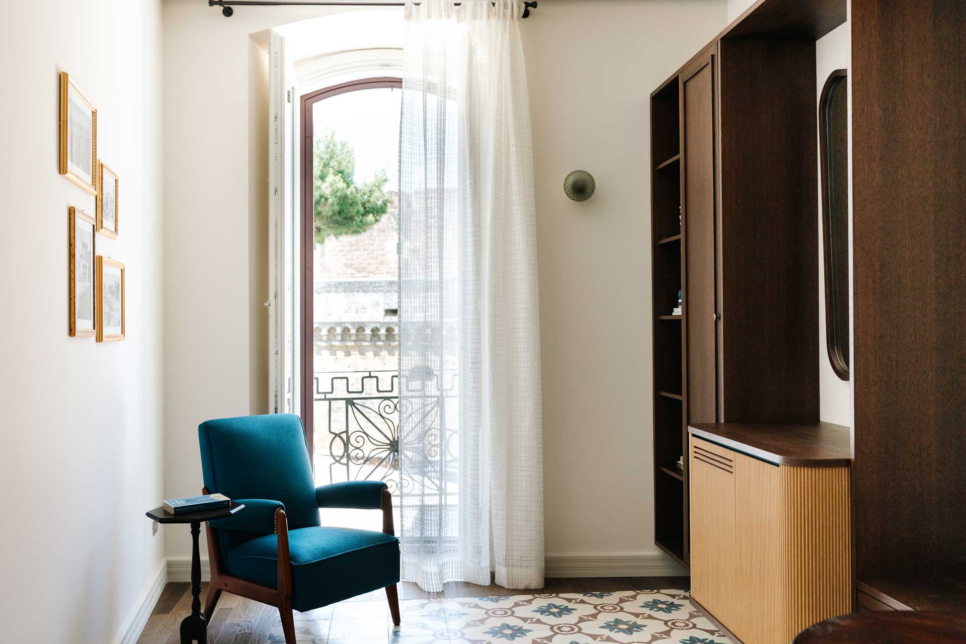 palazzina-gentile_guesthouse_puglia-italy_interior-chair.jpg