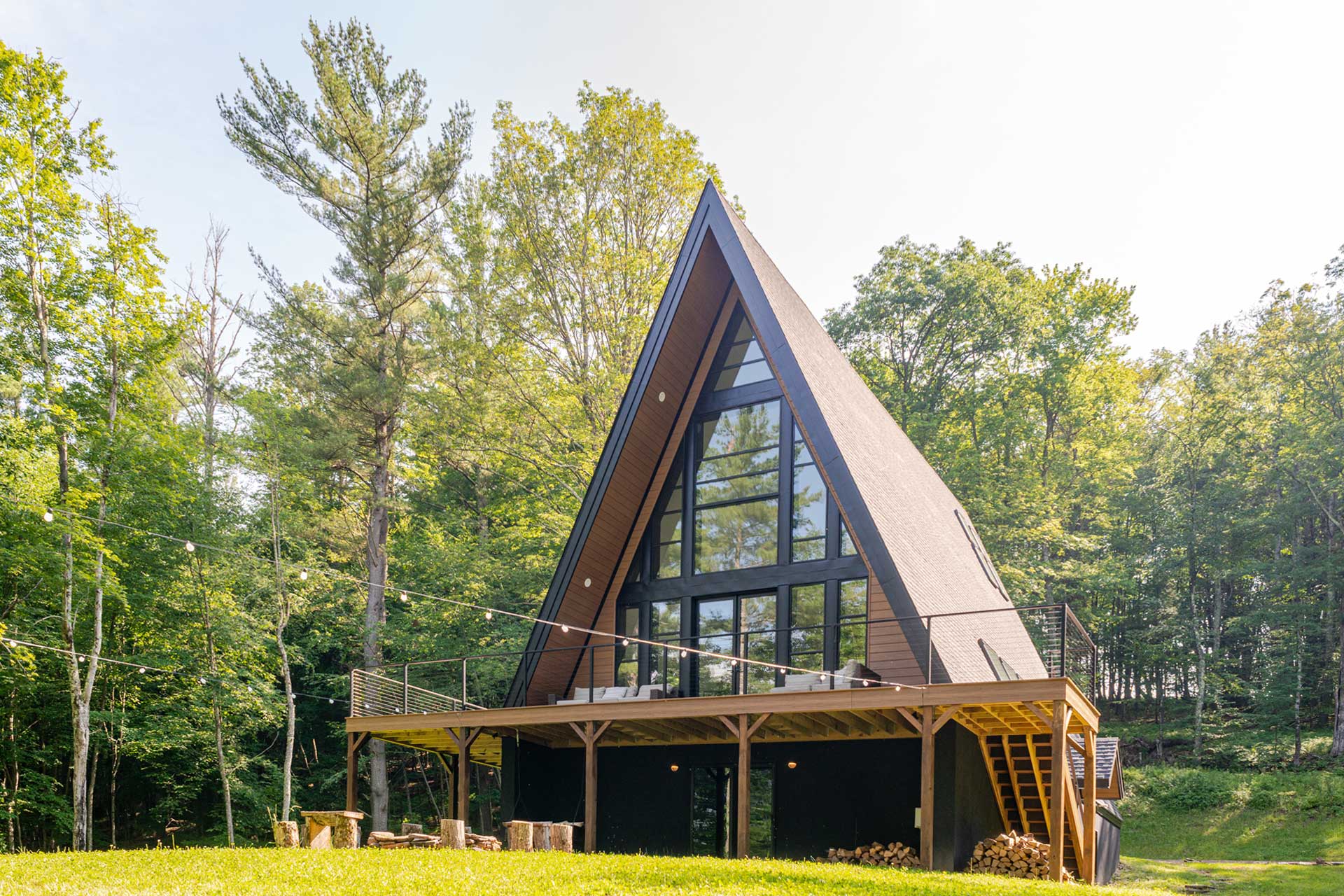 moonlight-mountain-house_cabin_new-york-usa_exterior.jpg