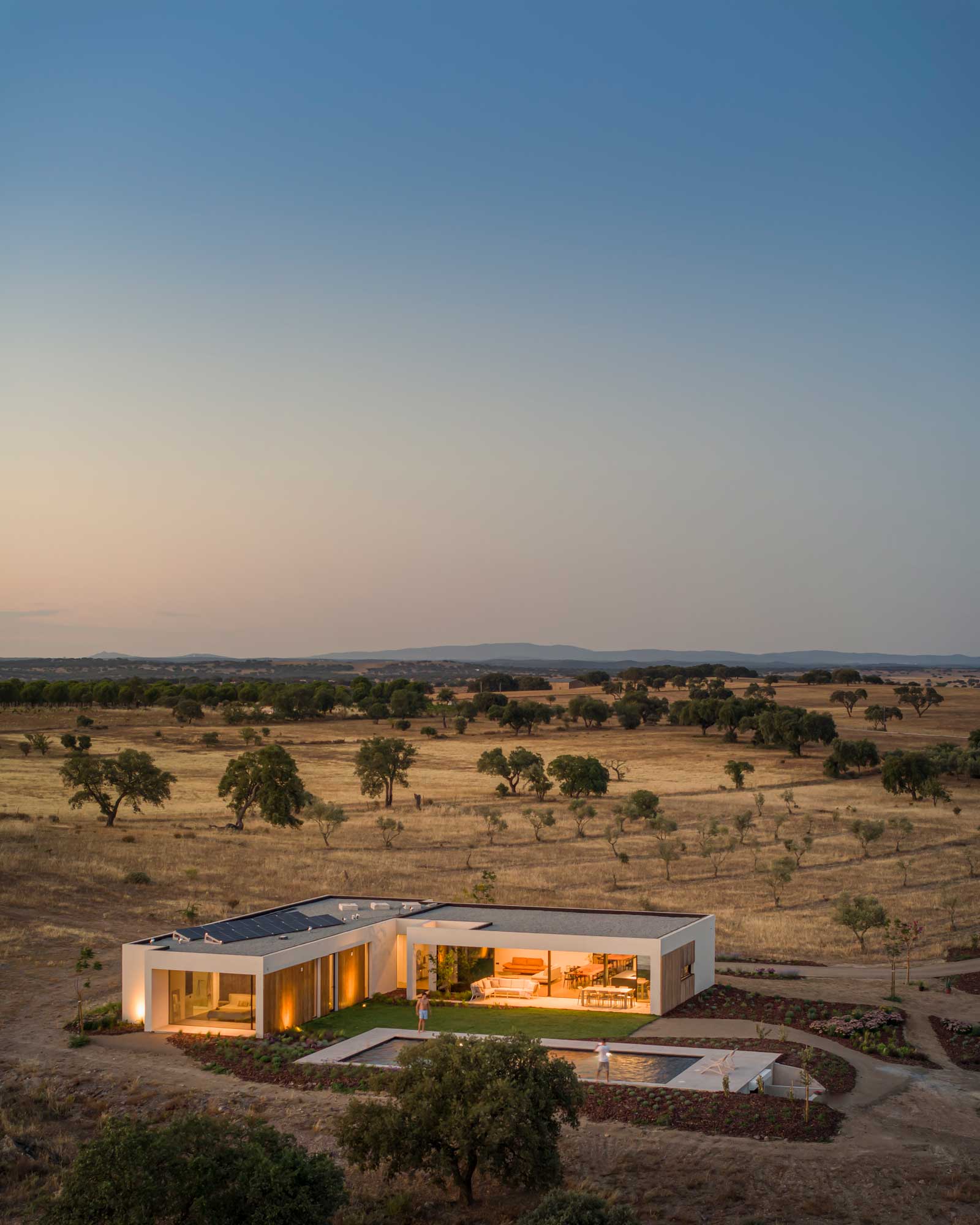 monte-vicente_villa_alentejo-portugal_exterior-drone.jpg