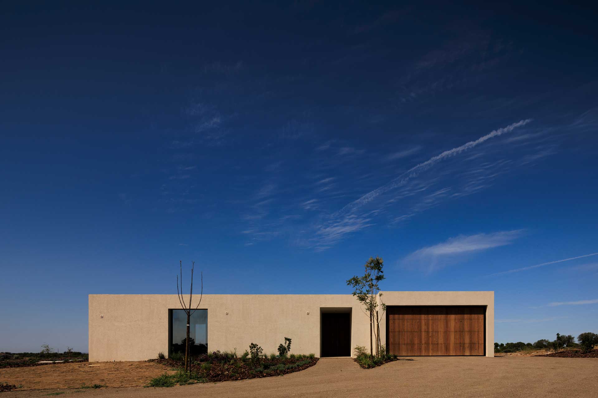 monte-vicente_villa_alentejo-portugal_exterior-facade-design.jpg