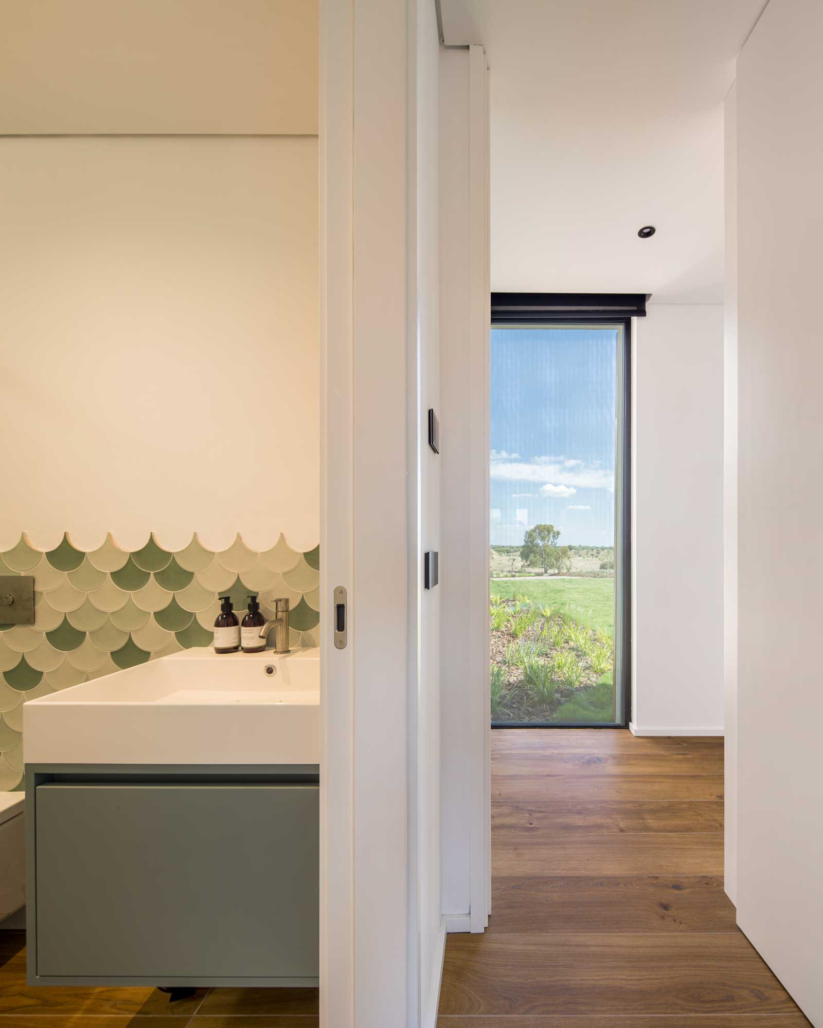 monte-vicente_villa_alentejo-portugal_interior-bathroom.jpg