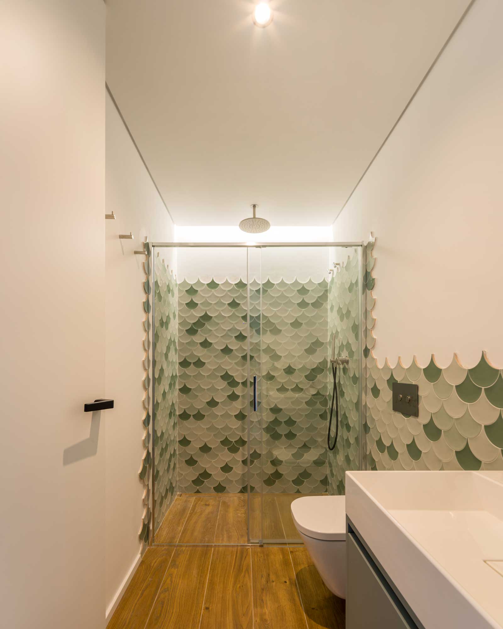 monte-vicente_villa_alentejo-portugal_interior-shower.jpg