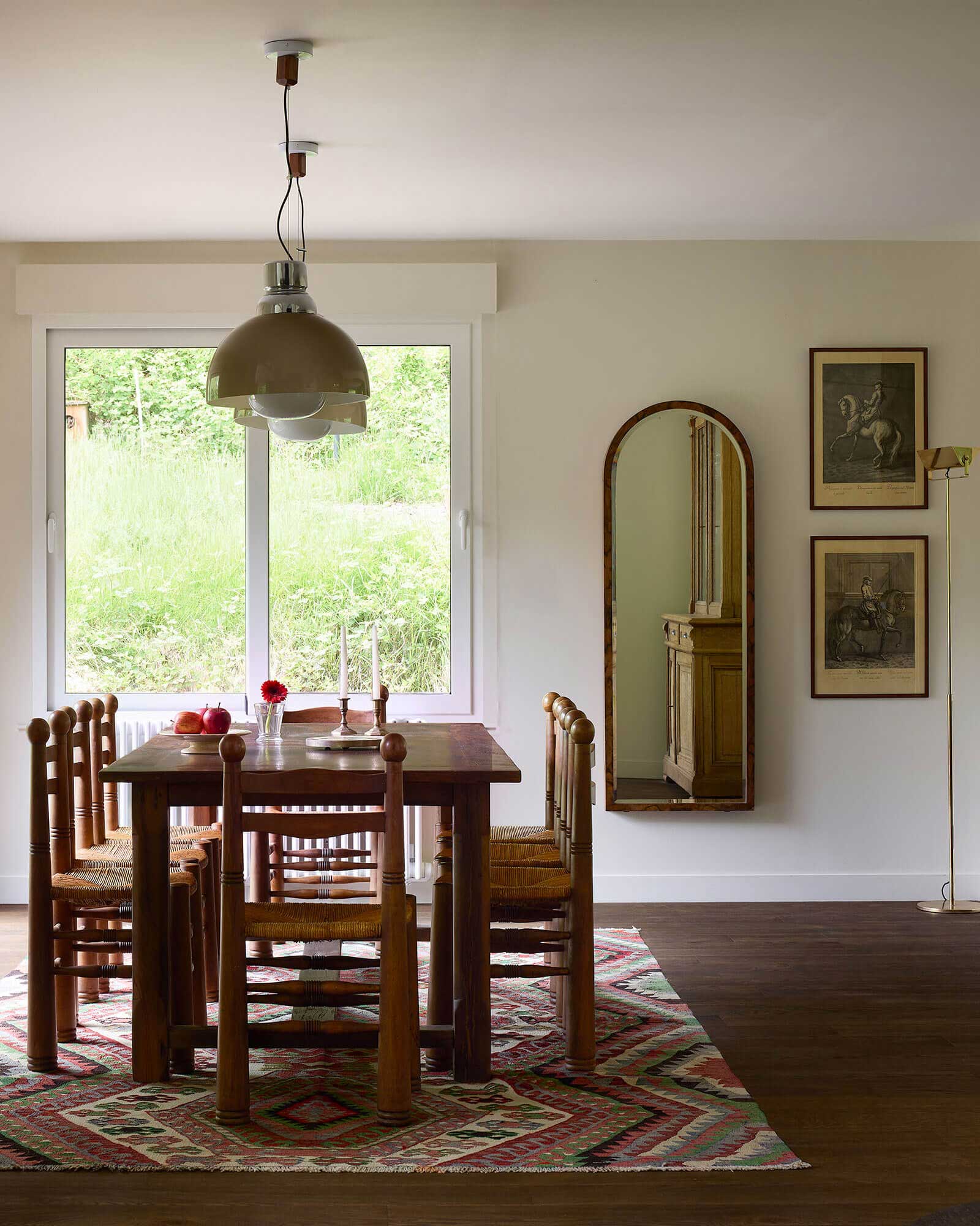 the-velvet-house_house_ile-de-france-france_interior-dining-table.jpg