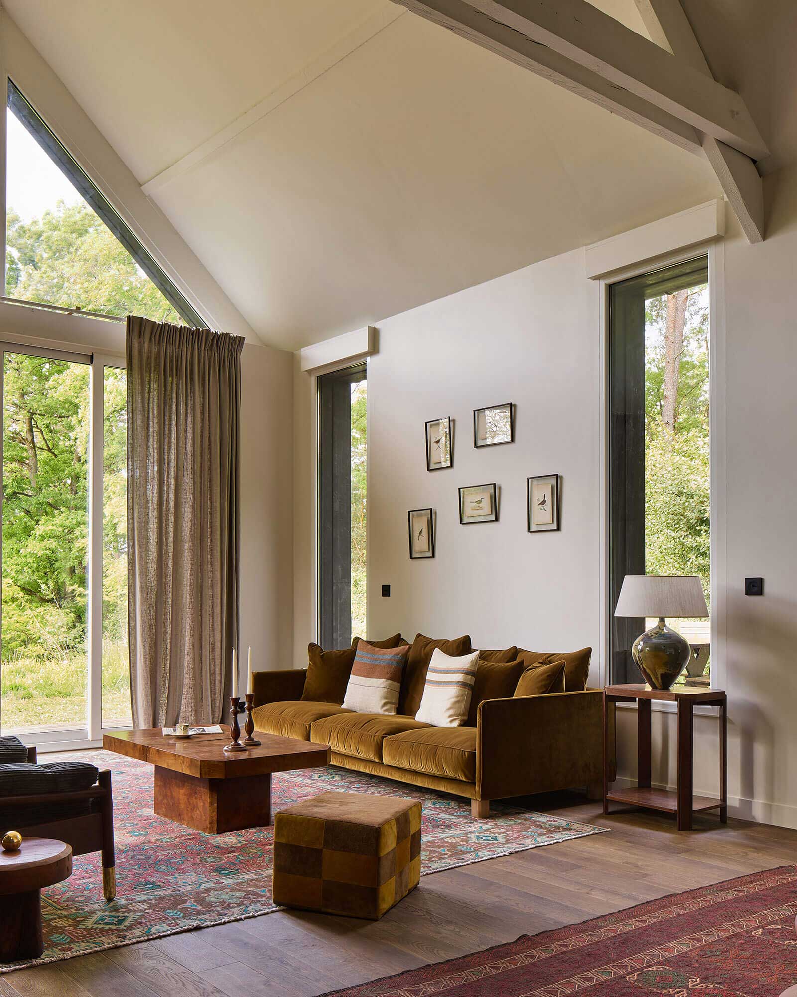 the-velvet-house_house_ile-de-france-france_interior-living.jpg