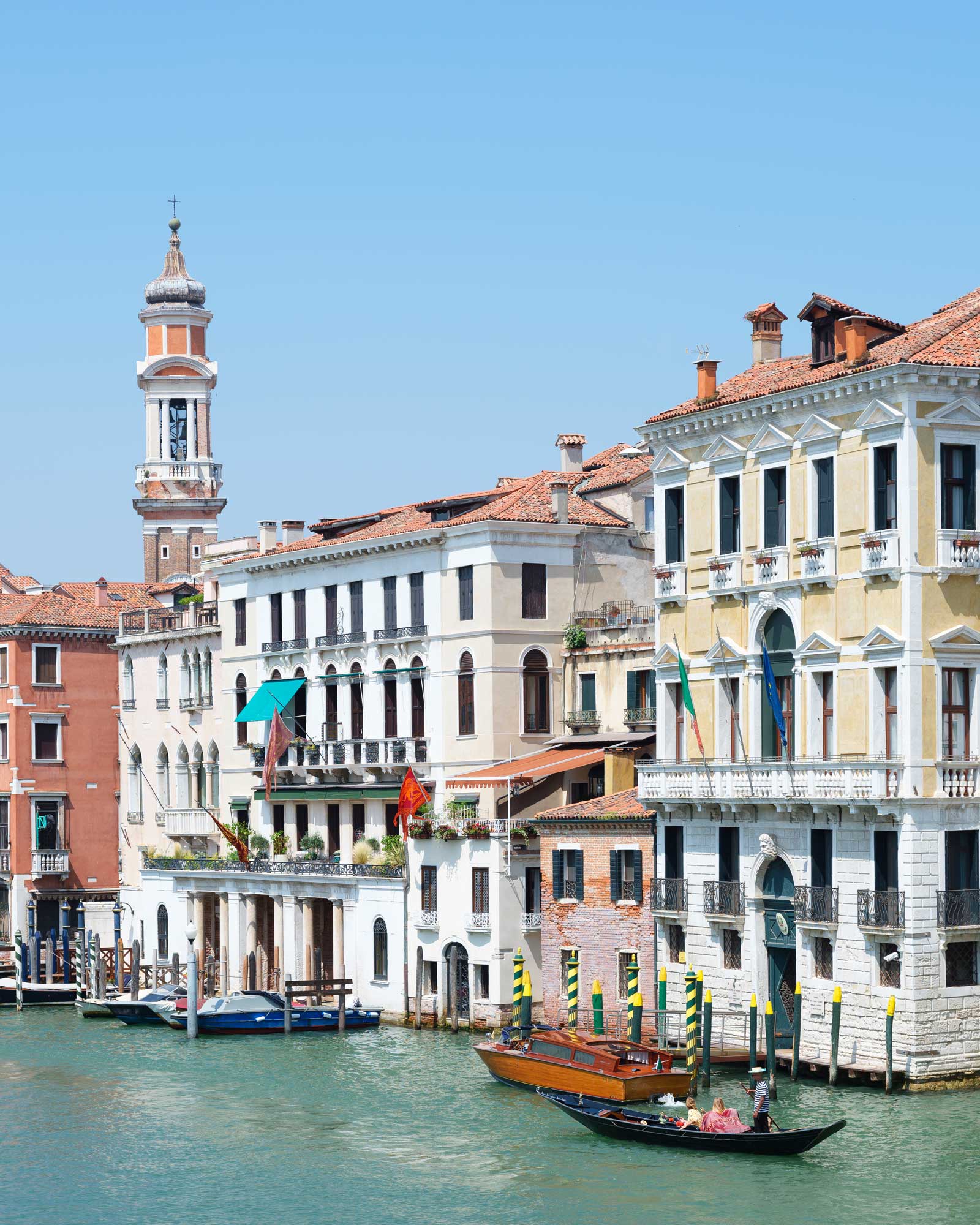 ca-dadda_palazzo_venice-italy_exterior-venice-view.jpg