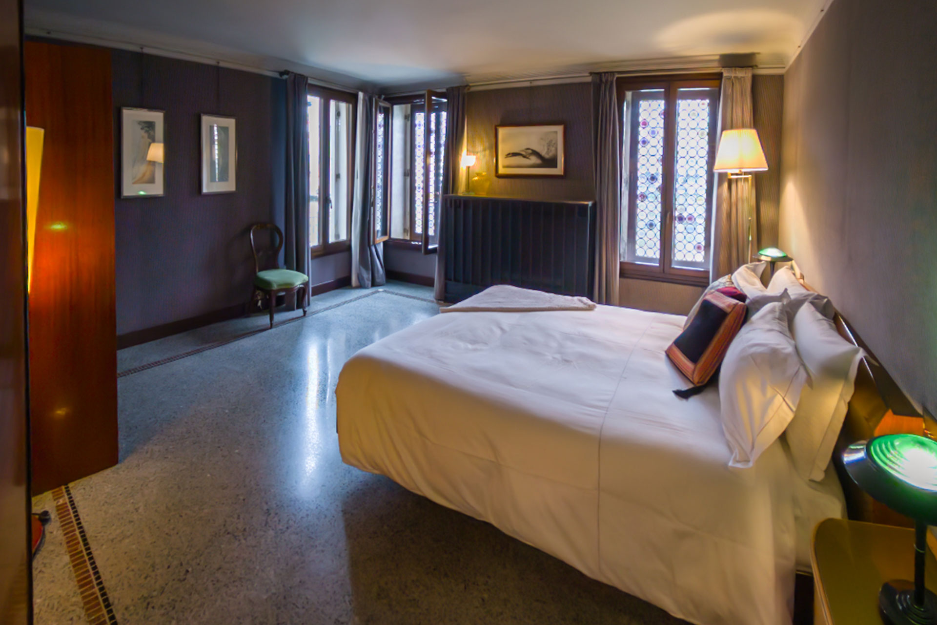 ca-dadda_palazzo_venice-italy_interior-bed-room.jpg