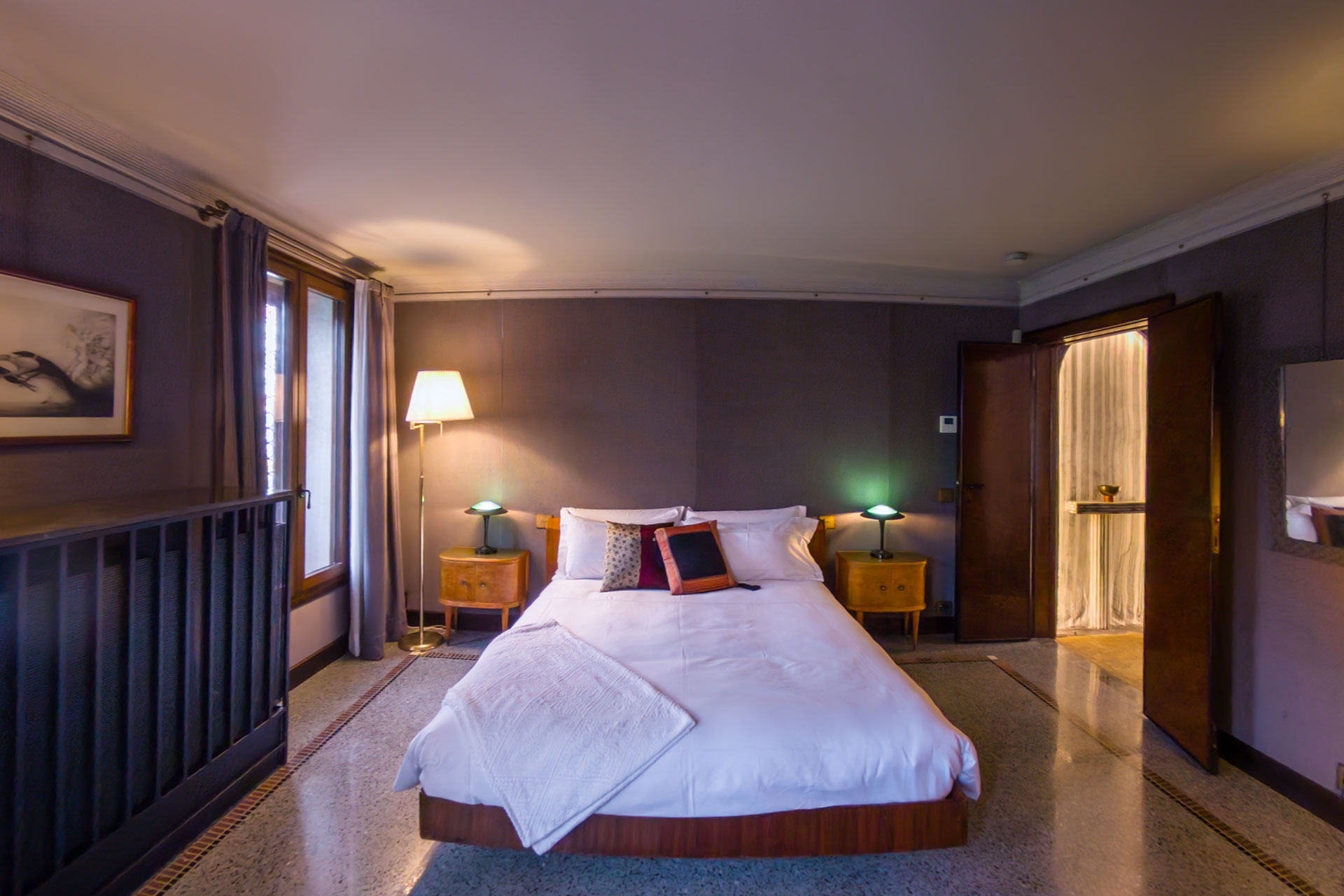 ca-dadda_palazzo_venice-italy_interior-bedroom-space.jpg