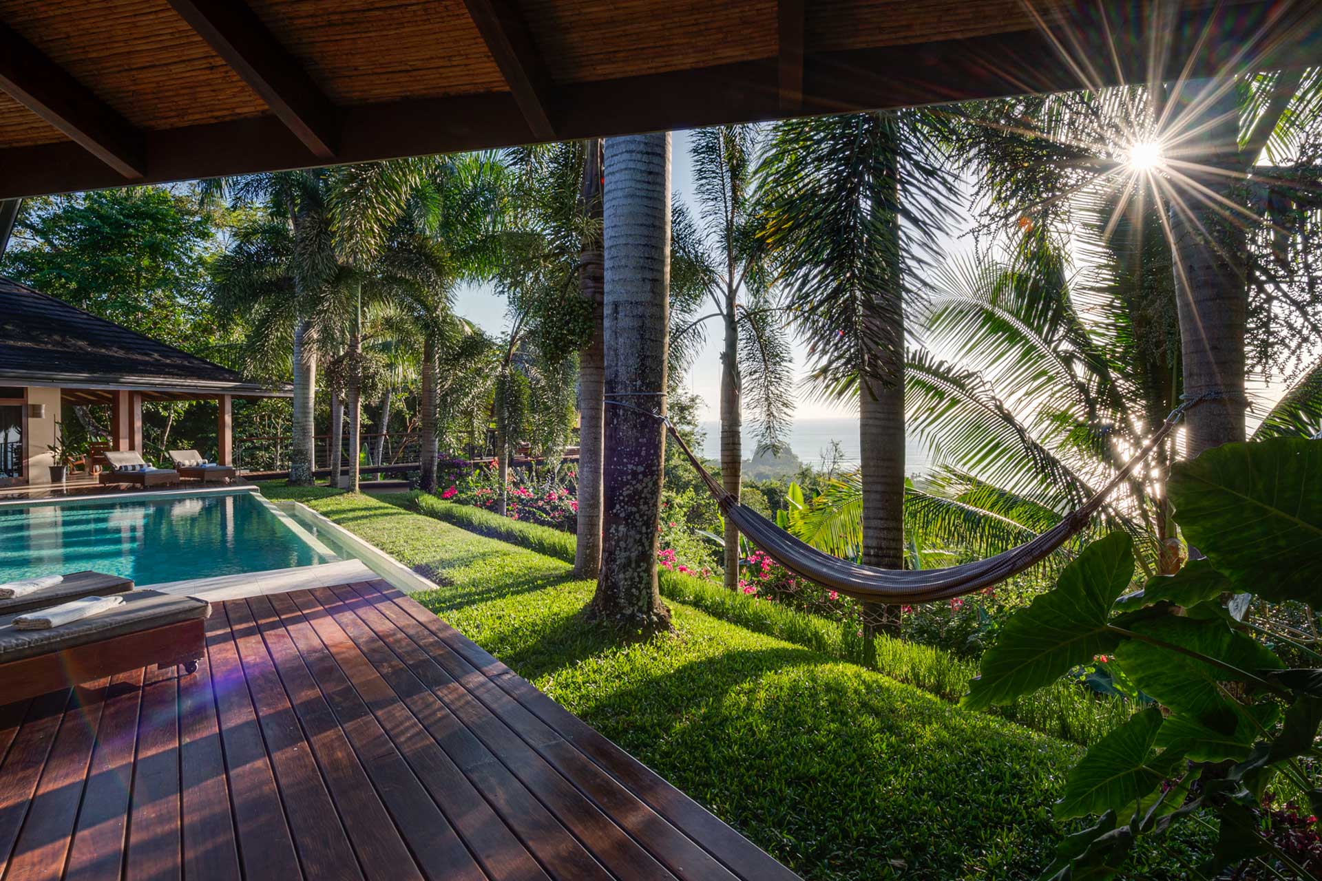 casa-brisas-del-cabo_villa_puntarenas-costa-rica_exterior-hammock.jpg