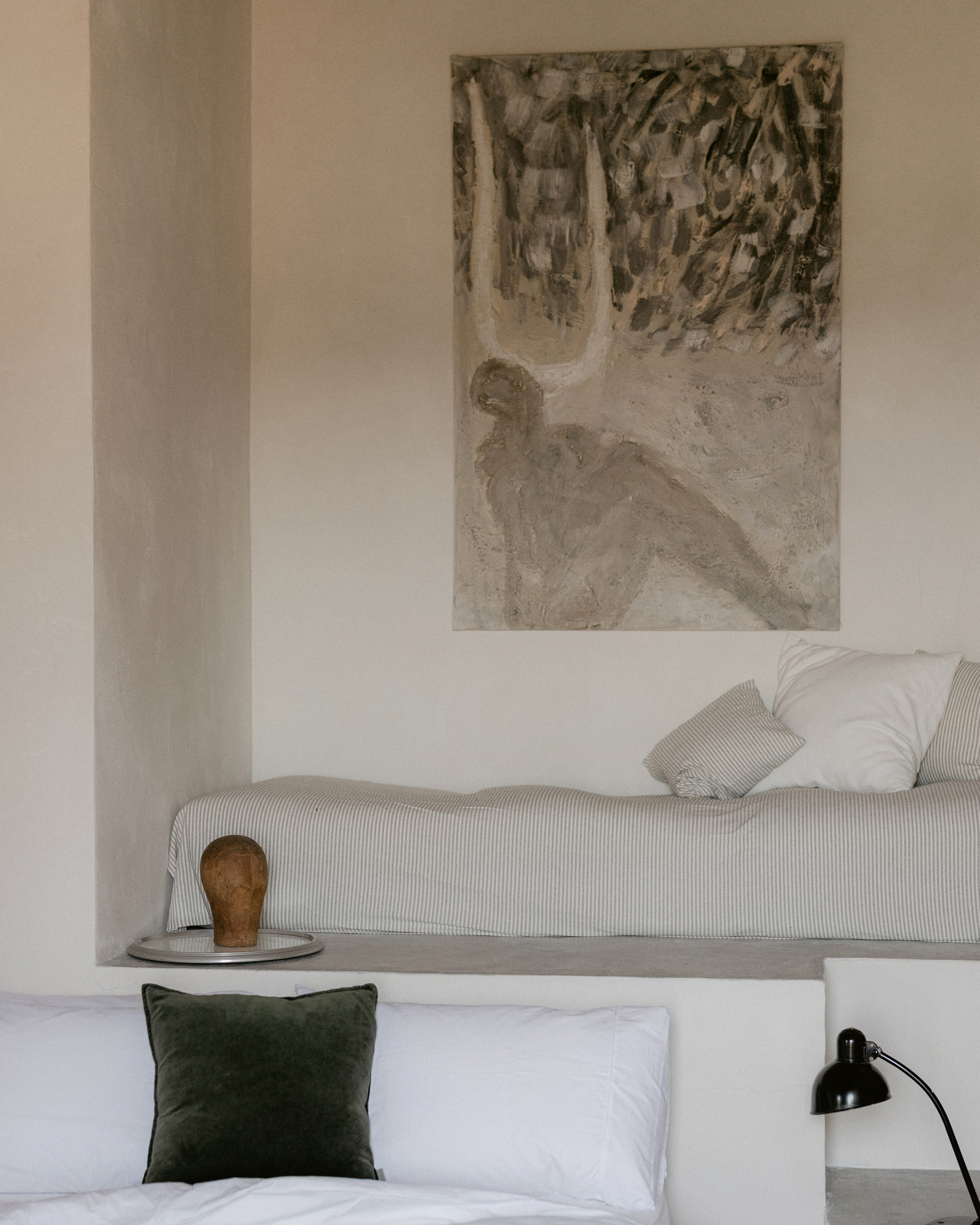 casa-tunin_house_liguria-italy_interior-bed-room-detail.jpg