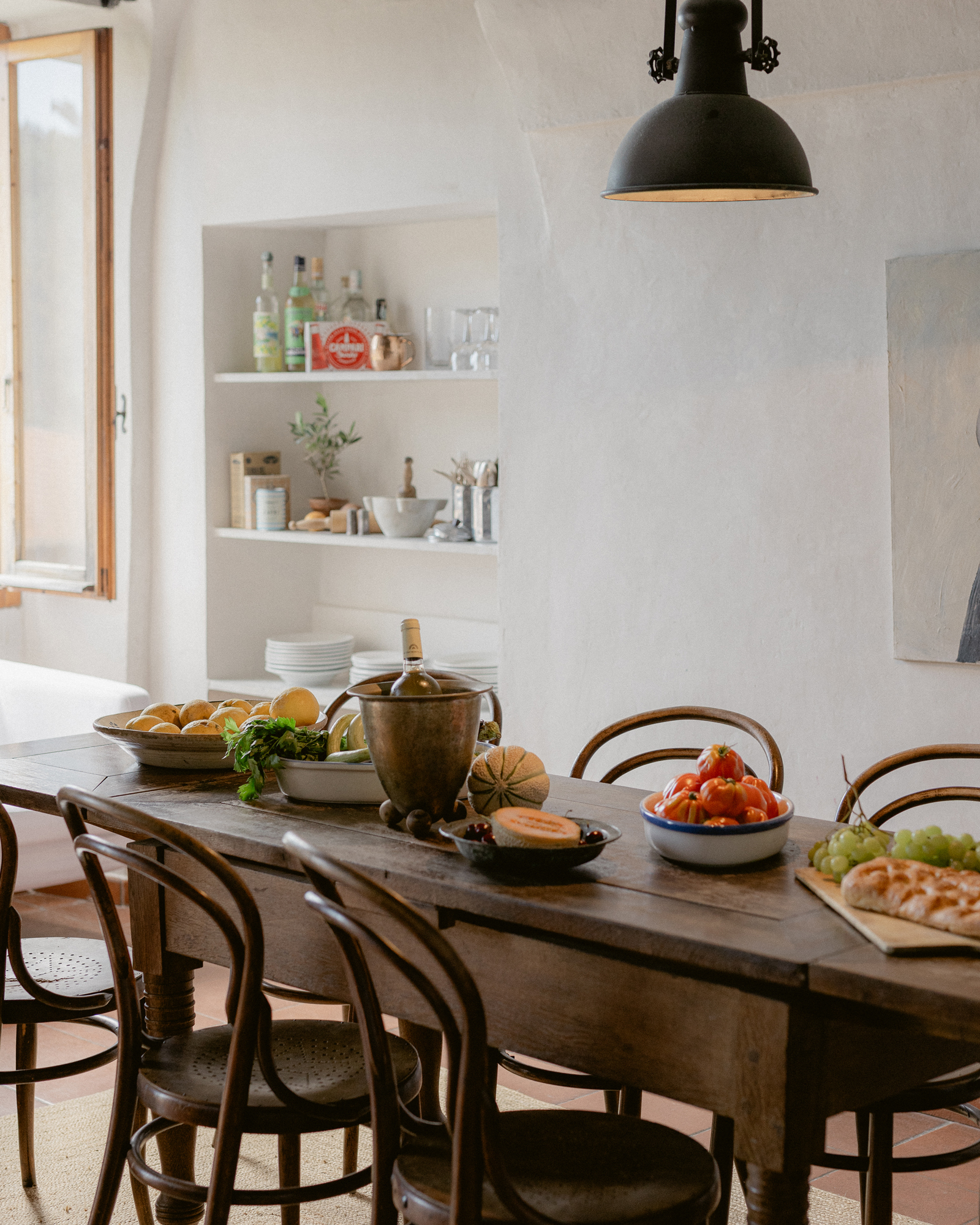 casa-tunin_house_liguria-italy_interior-kitchen-table.jpg