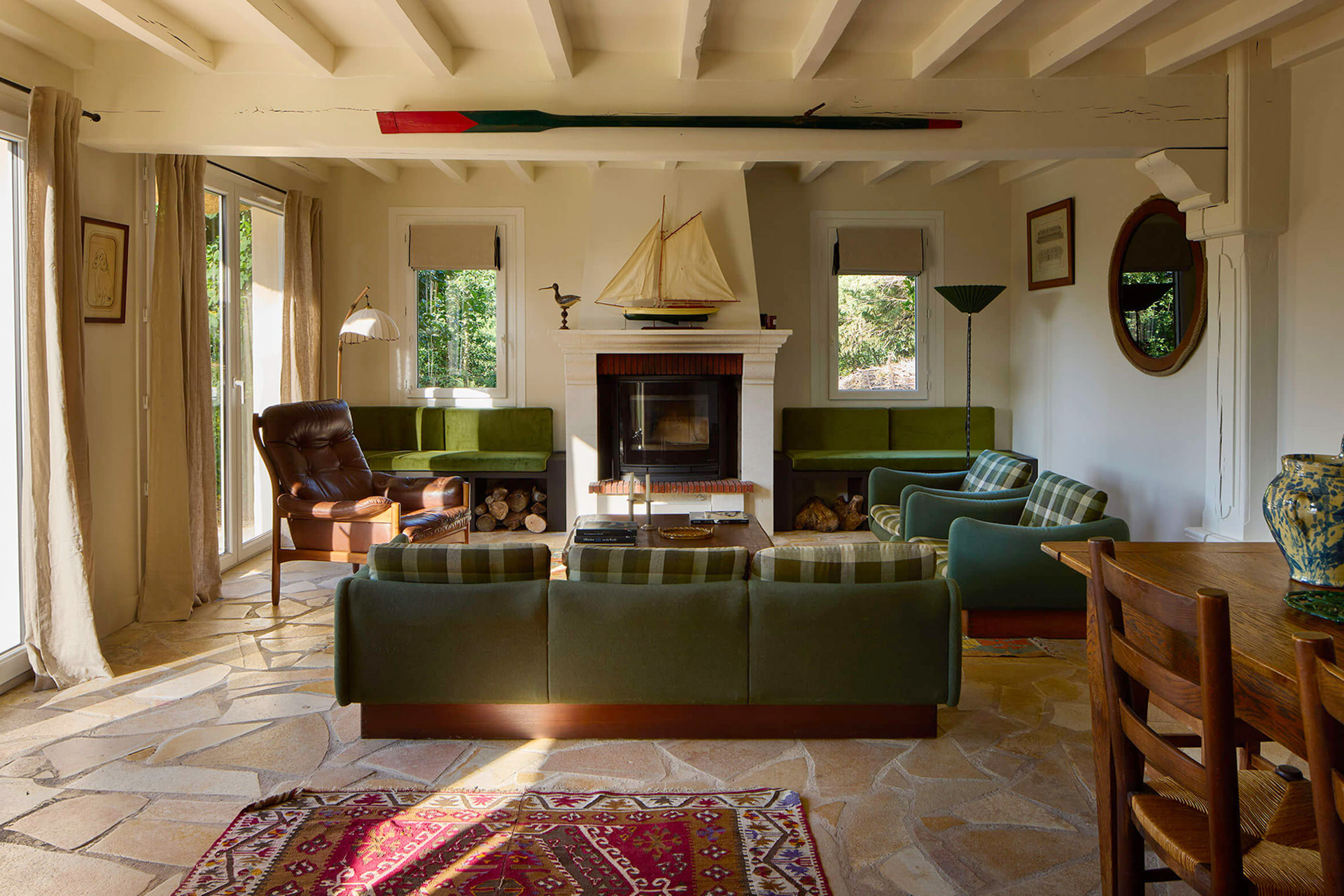 boucles-de-seine_cottage_normandie-france_interior-space.jpg