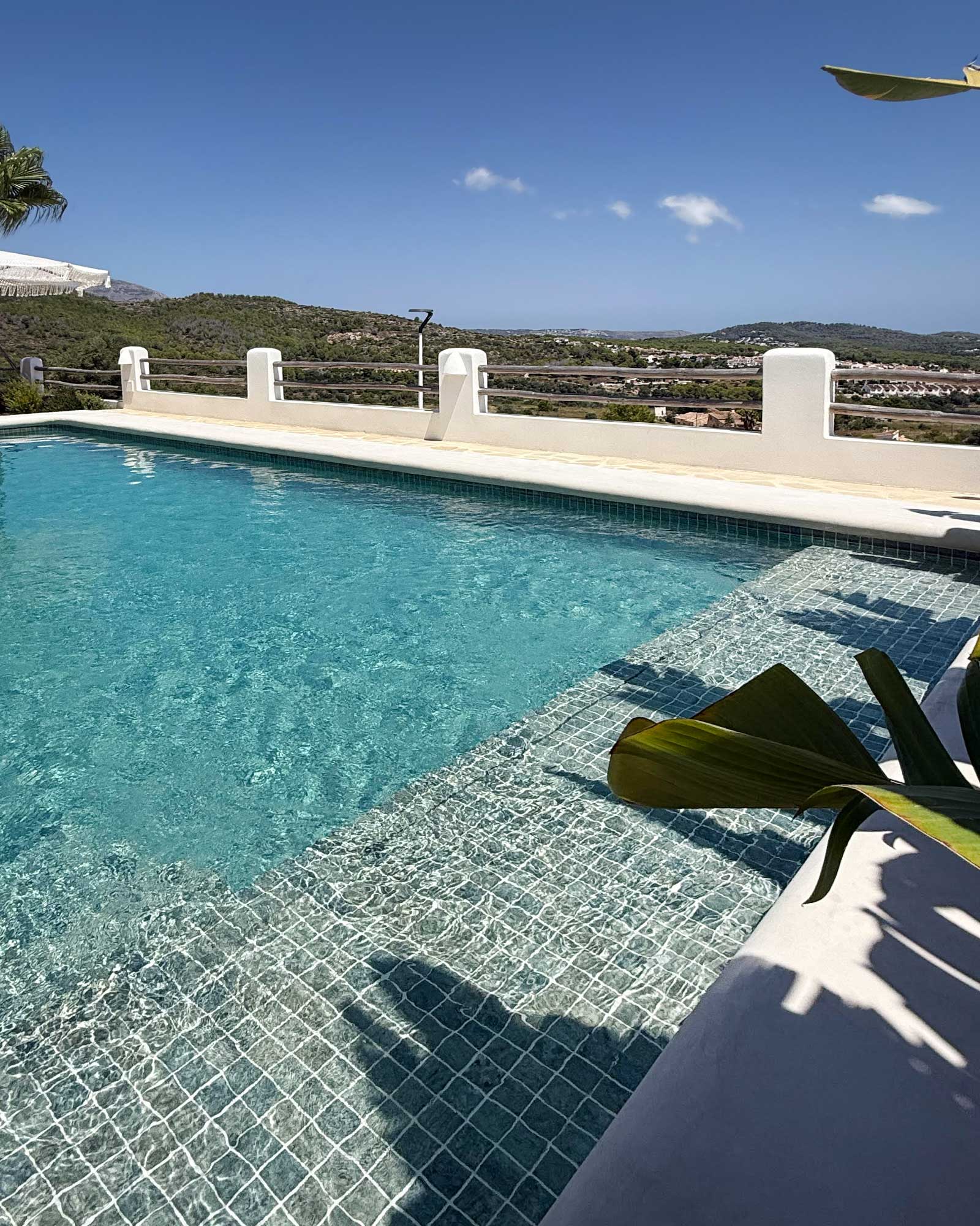 La-Casa-Betty_villa_Javea,-Spain_exterior-pool.jpg