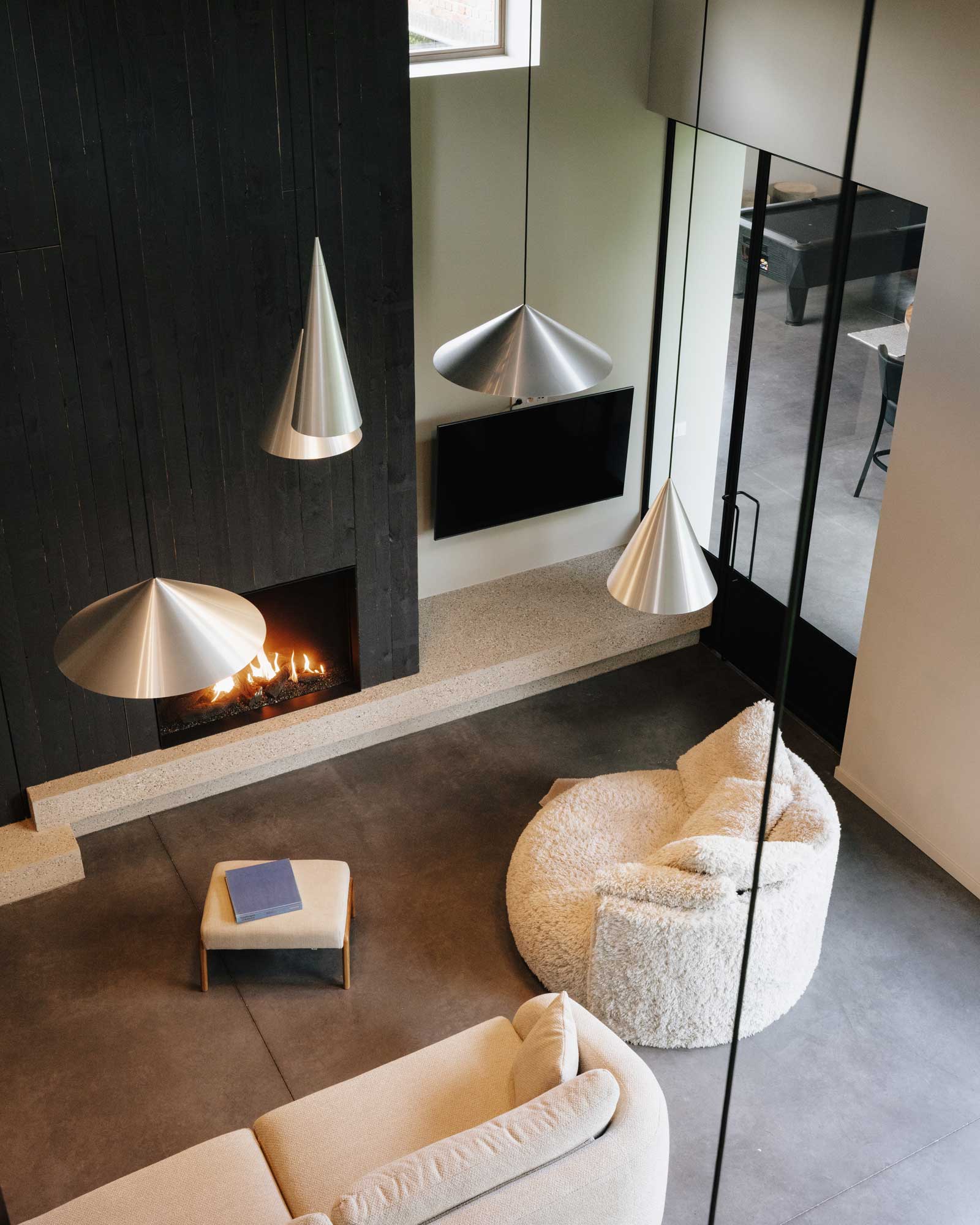 barn-80_farmhouse_vlaanderen-belgium_interior-second-floor.jpg