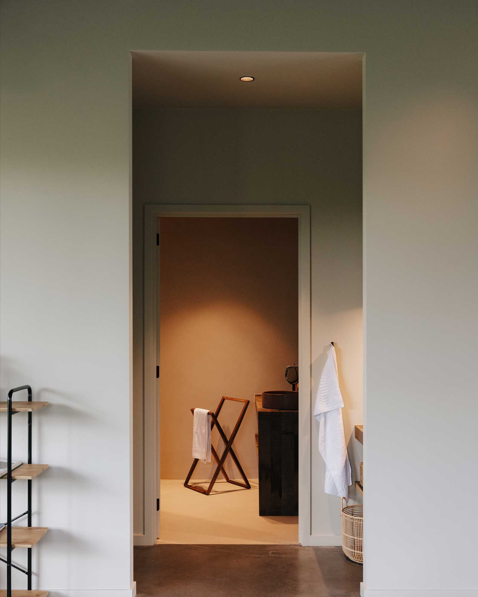 barn-80_farmhouse_vlaanderen-belgium_interior-space.jpg