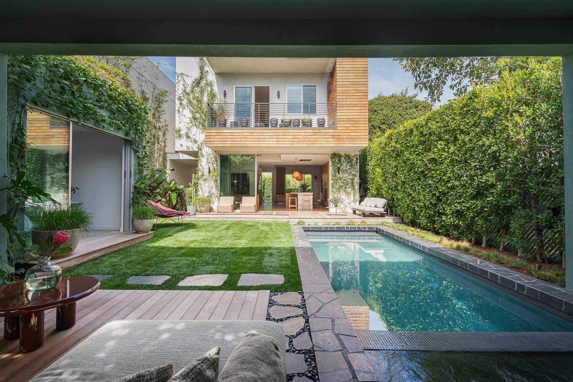 flora-house-ashcroft_house_california-usa_exterior-house.jpg
