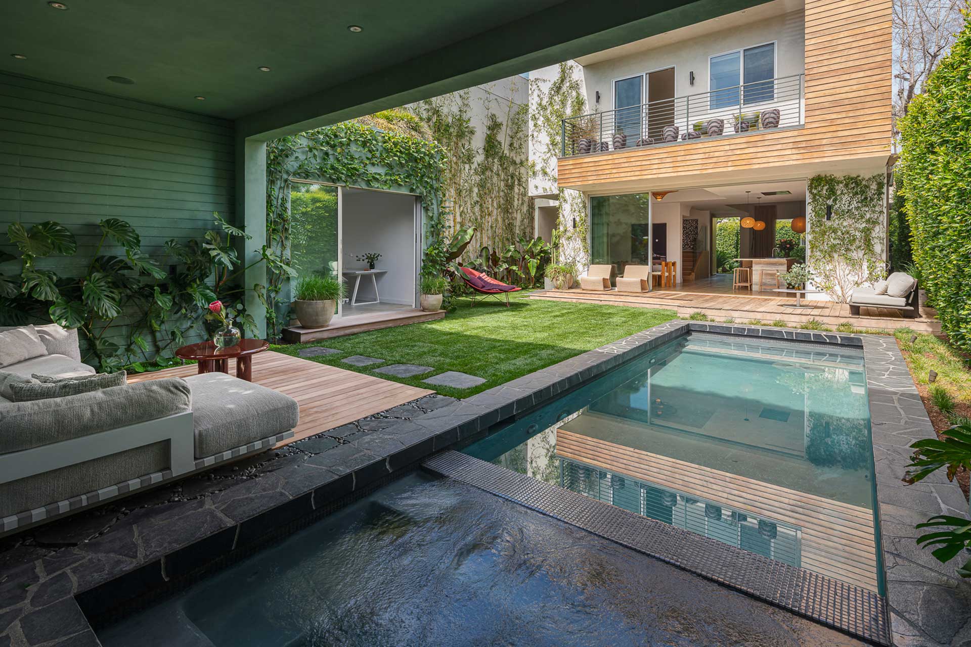 flora-house-ashcroft_house_california-usa_exterior-pool.jpg